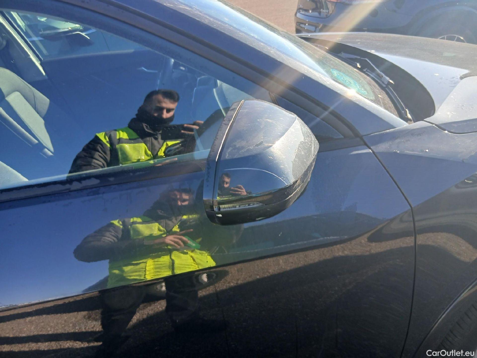  Audi  Q2 AUDI  / 2020 / 5P / todoterreno Advanced 35 TFSI 110kW (150CV) S tronic (AC) #27