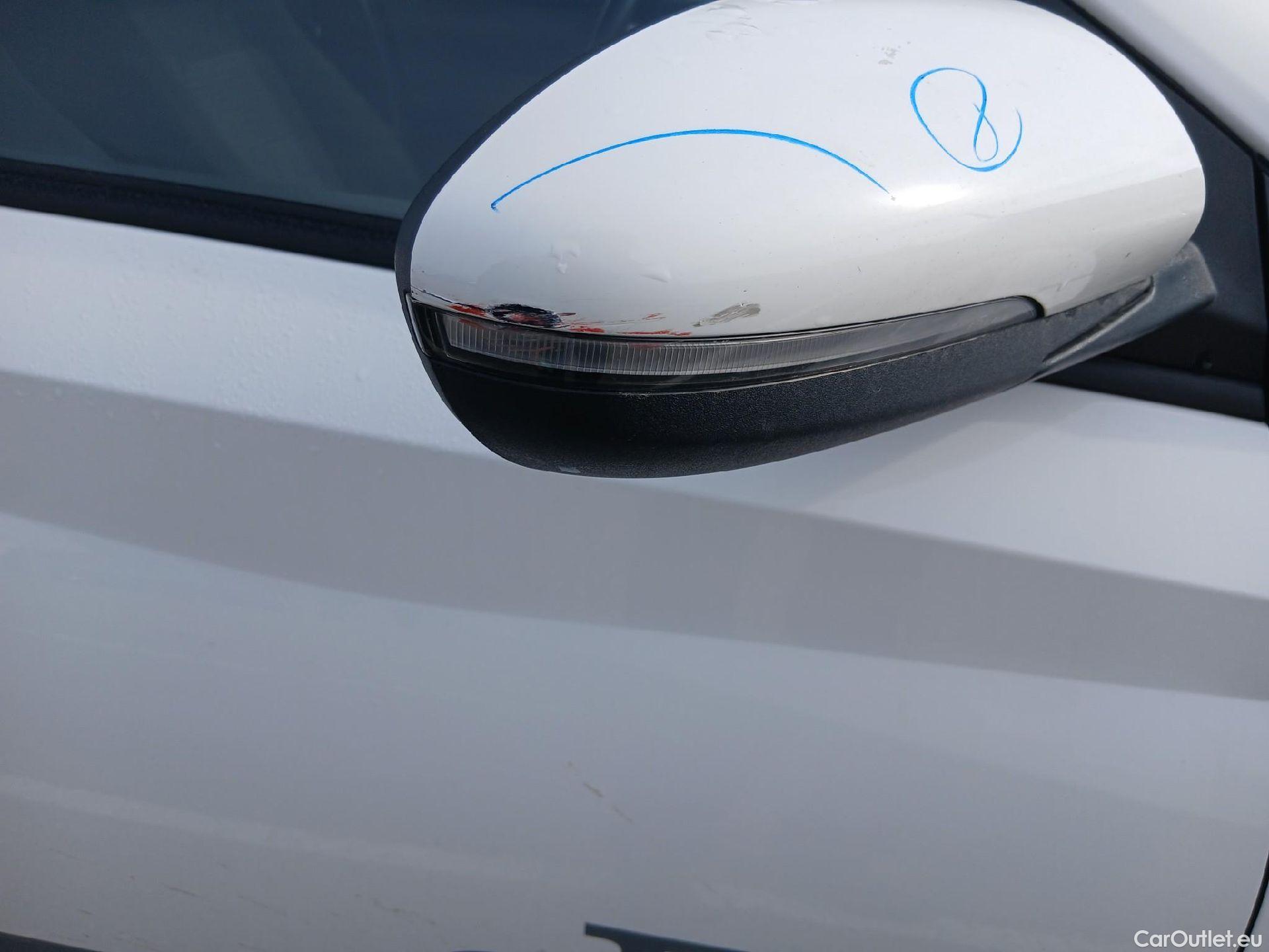  Hyundai  i20 HYUNDAI  / 2020 / 5P / berlina con portón 1.0 TGDI 74kW (100CV) 48V Klass #32