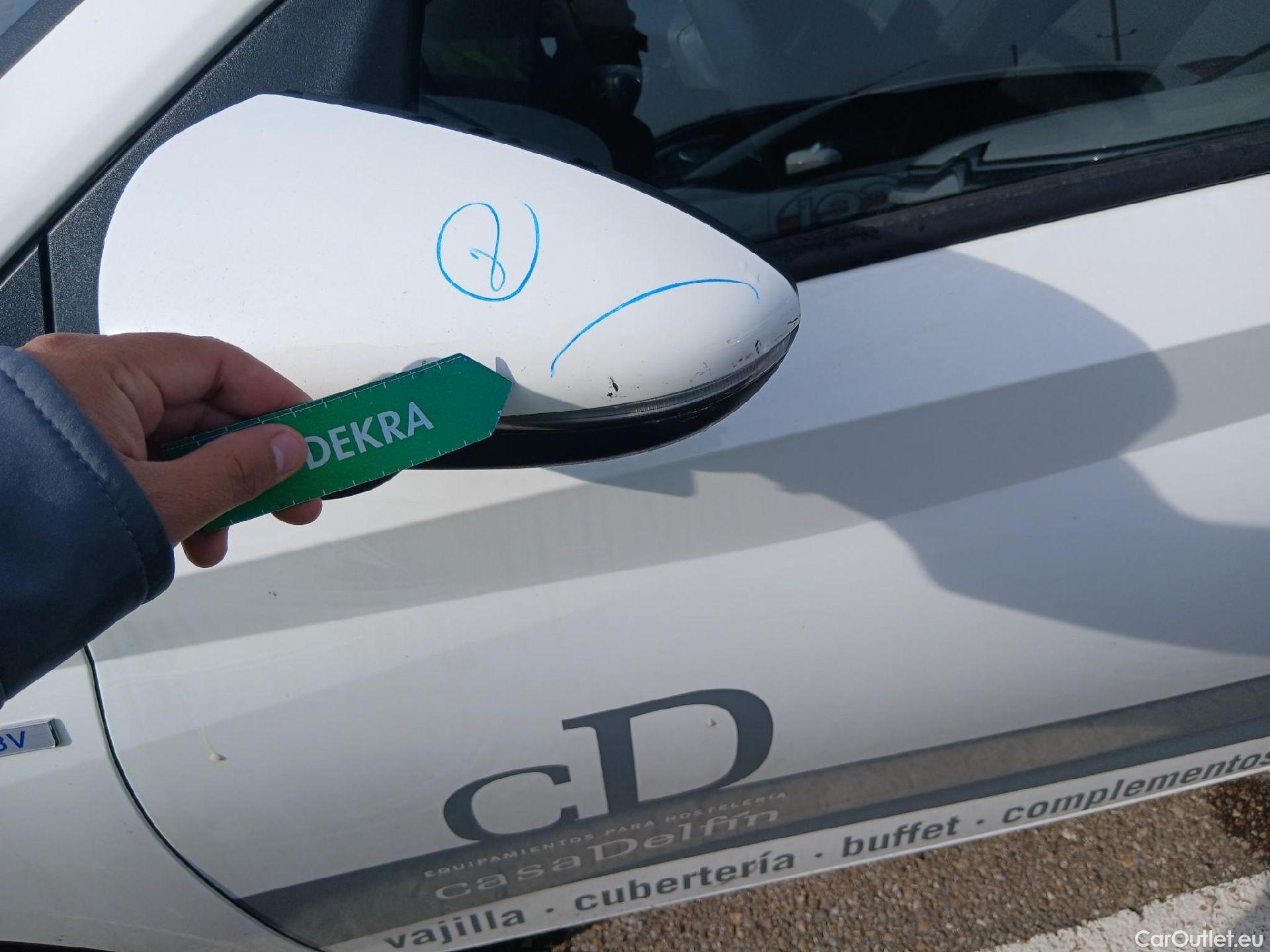  Hyundai  i20 HYUNDAI  / 2020 / 5P / berlina con portón 1.0 TGDI 74kW (100CV) 48V Klass #12