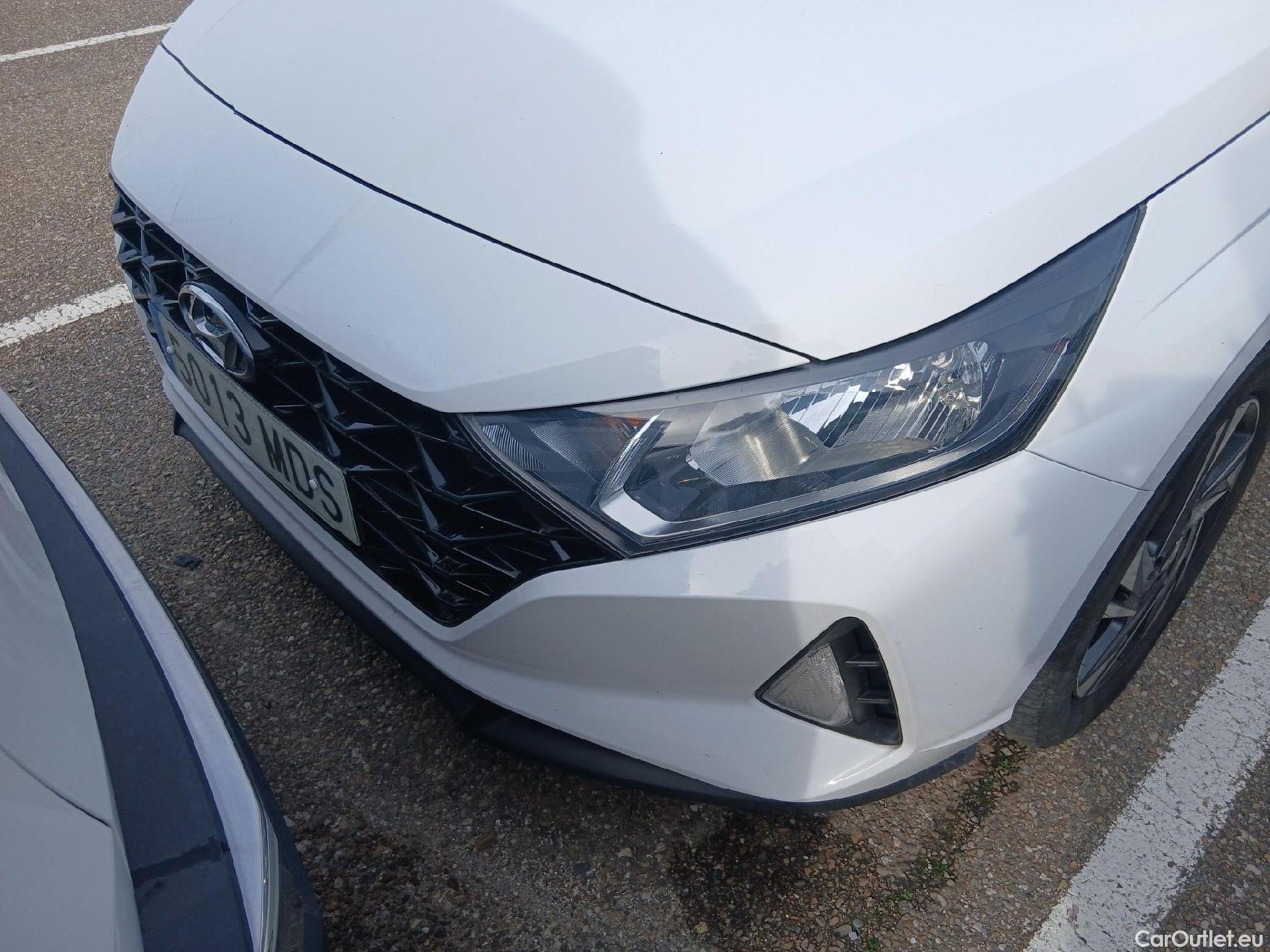  Hyundai  i20 HYUNDAI  / 2020 / 5P / berlina con portón 1.0 TGDI 74kW (100CV) 48V Klass #12