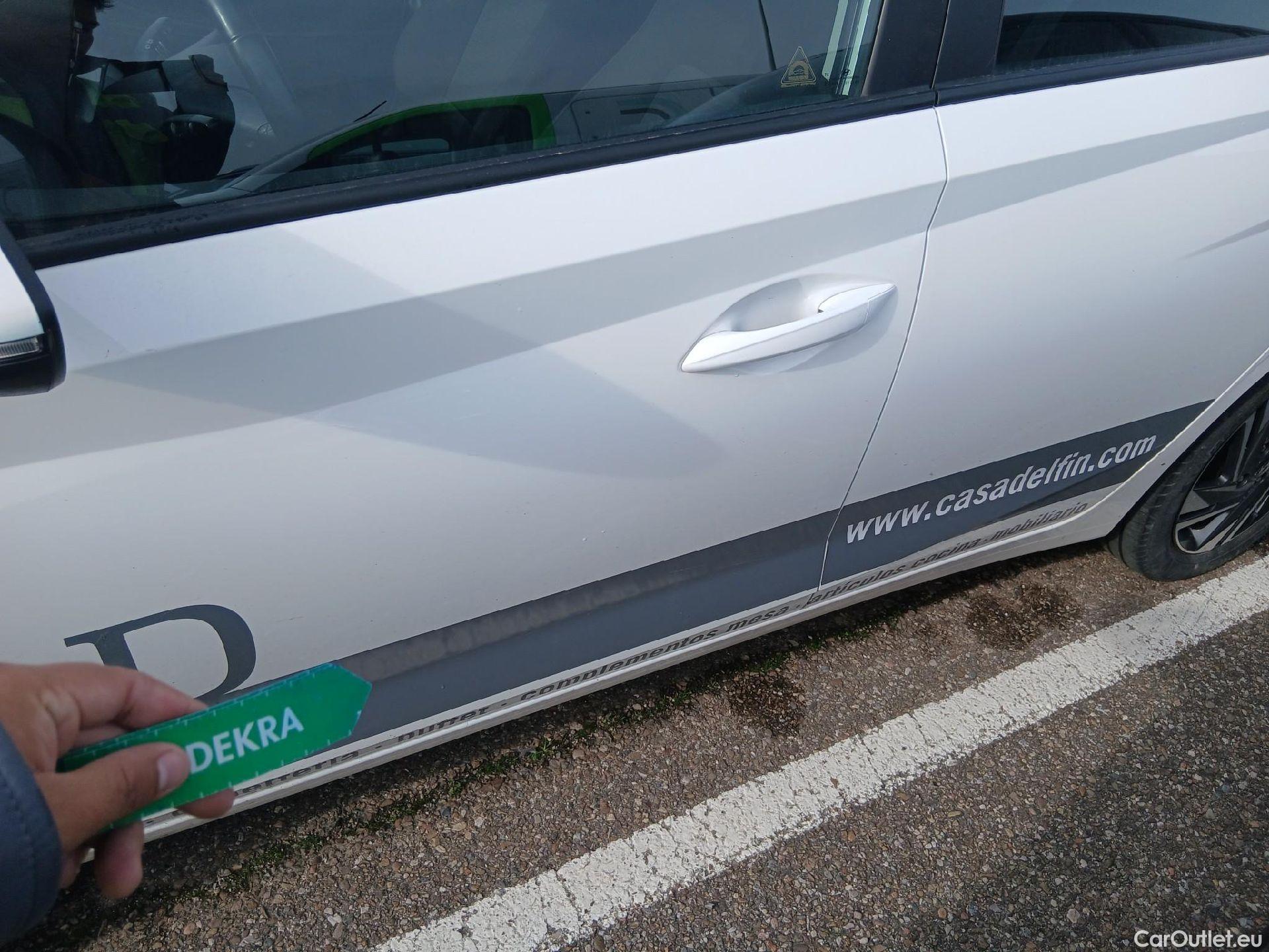  Hyundai  i20 HYUNDAI  / 2020 / 5P / berlina con portón 1.0 TGDI 74kW (100CV) 48V Klass #20