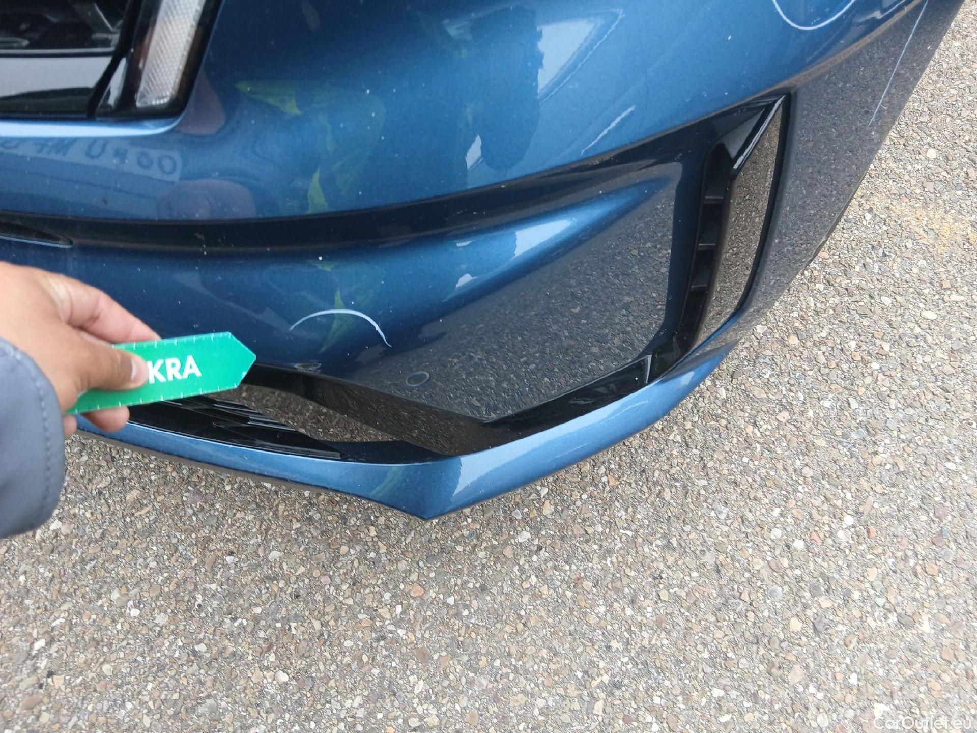  KIA  Sorento KIA  / 2020 / 5P / todoterreno 1.6 T-GDi HEV Drive 4x2 7pl #9