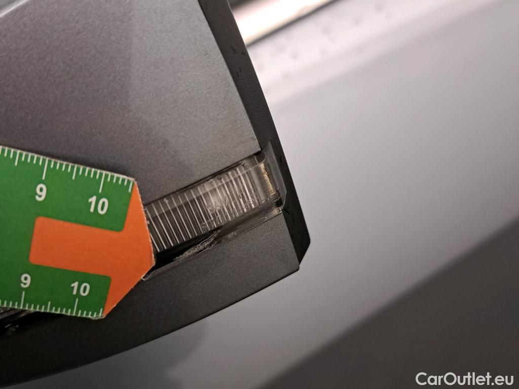  KIA  Sportage KIA  / 2022 / 5P / todoterreno 1.6 T-GDi HEV 171kW (230CV) Drive 4X2 #9