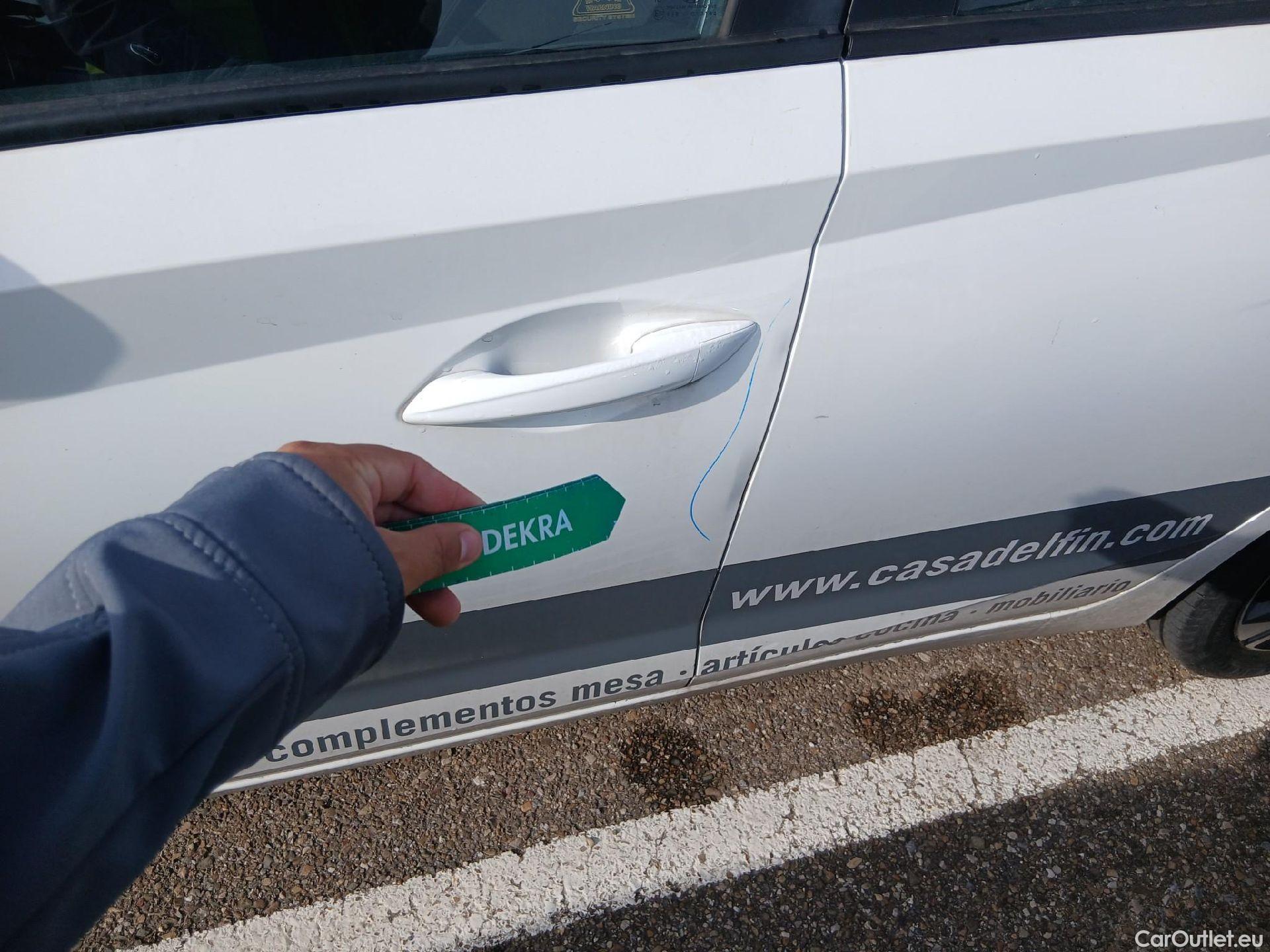  Hyundai  i20 HYUNDAI  / 2020 / 5P / berlina con portón 1.0 TGDI 74kW (100CV) 48V Klass #15