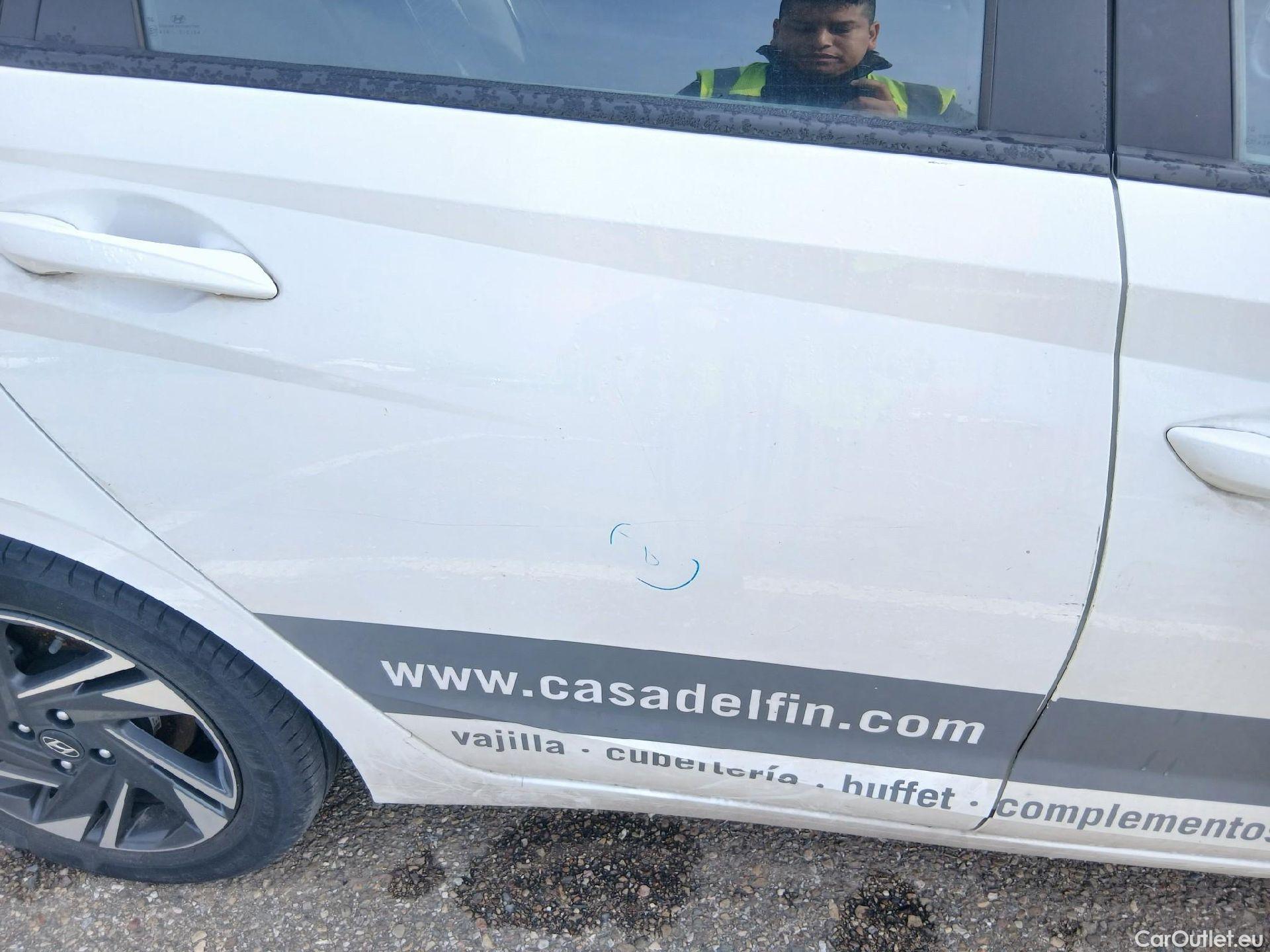  Hyundai  i20 HYUNDAI  / 2020 / 5P / berlina con portón 1.0 TGDI 74kW (100CV) 48V Klass #23