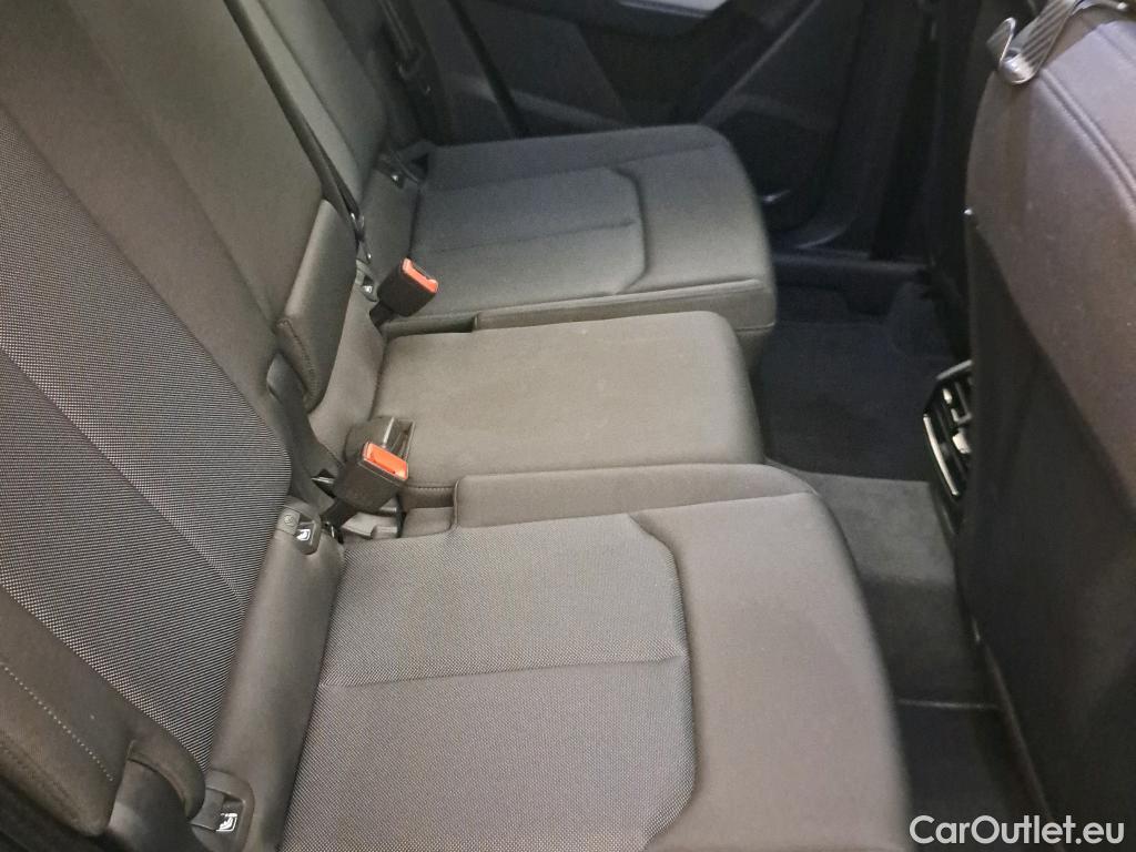  Audi  Q3 AUDI  / 2018 / 5P / todoterreno Advanced 35 TDI 110kW (150CV) S tronic #10