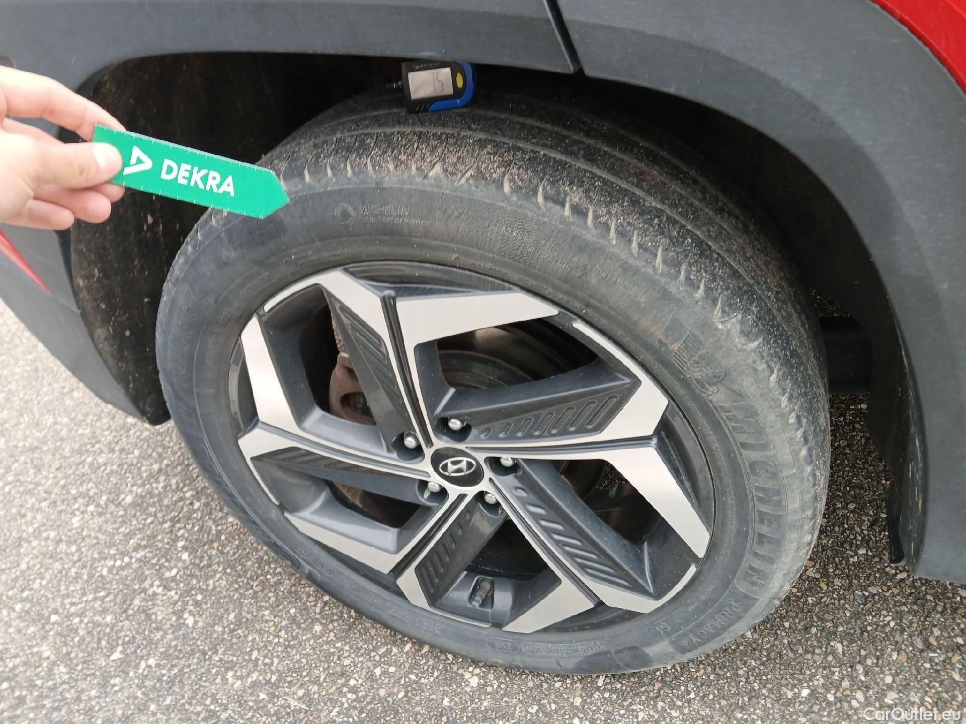  Hyundai  Tucson HYUNDAI  / 2020 / 5P / todoterreno 1.6 TGDI PHEV 195kW Maxx Auto 4X4 #5