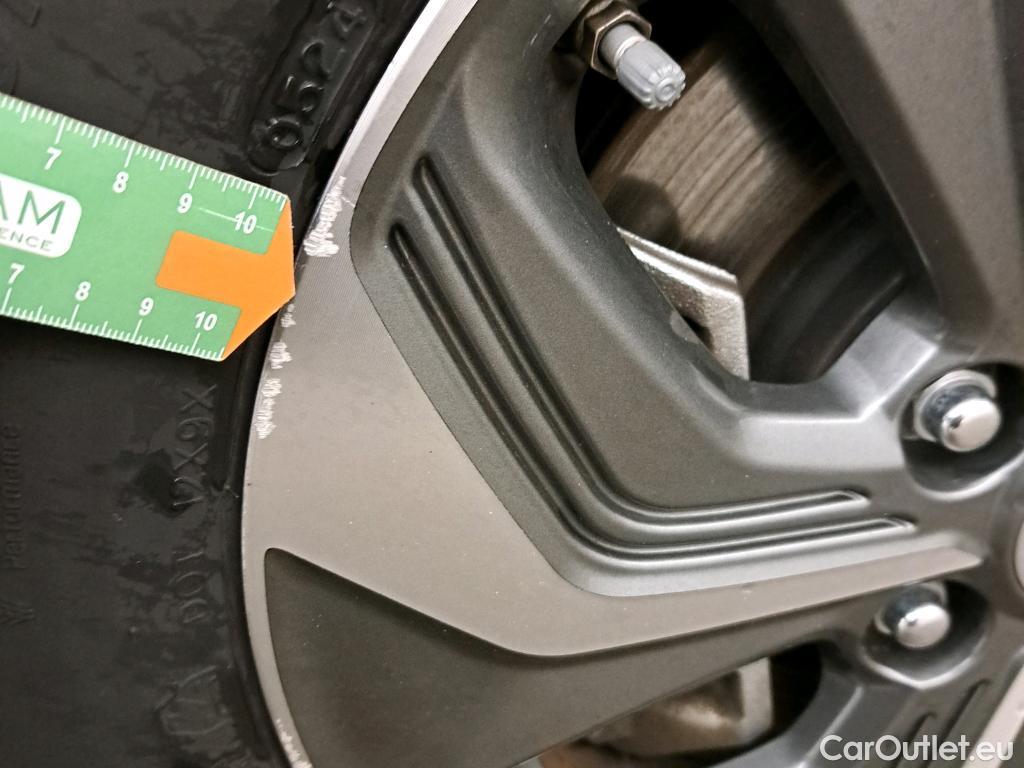  Hyundai  Konna HYUNDAI Kona / 2020 / 5P / todoterreno 1.6 GDI HEV Maxx DCT #2