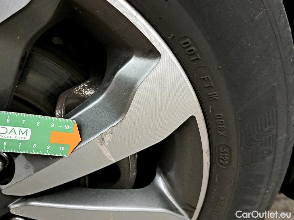  KIA  STONIC KIA  / 2017 / 5P / todoterreno 1.0 T-GDi 74kW (100CV) MHEV iMT Concept #7