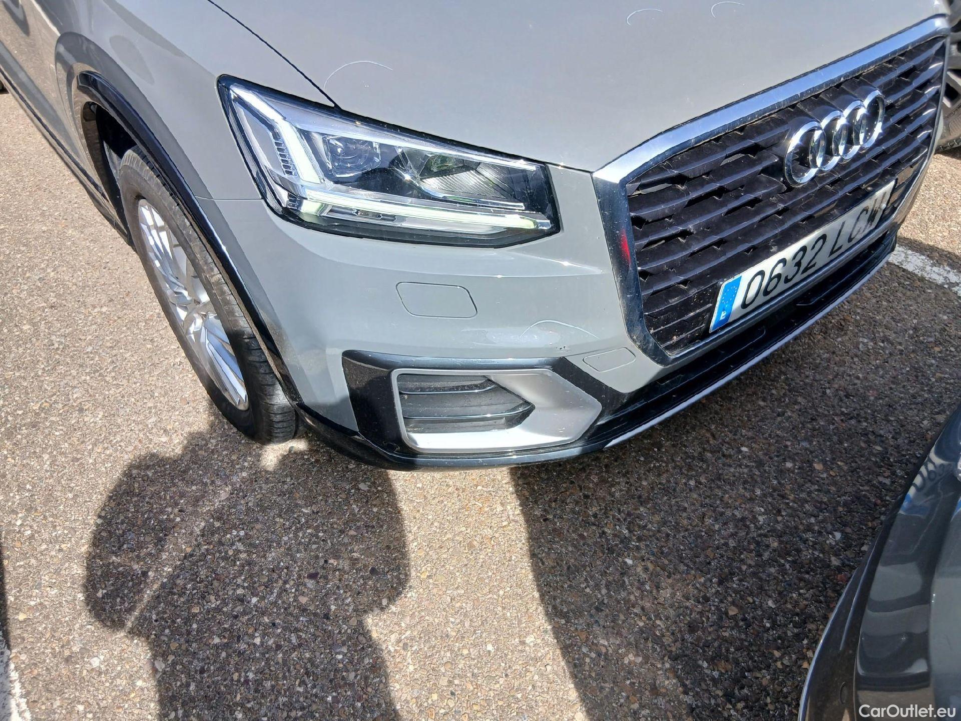  Audi  Q2 AUDI  / 2016 / 5P / todoterreno Design 30 TFSI 85kW (116CV) #19