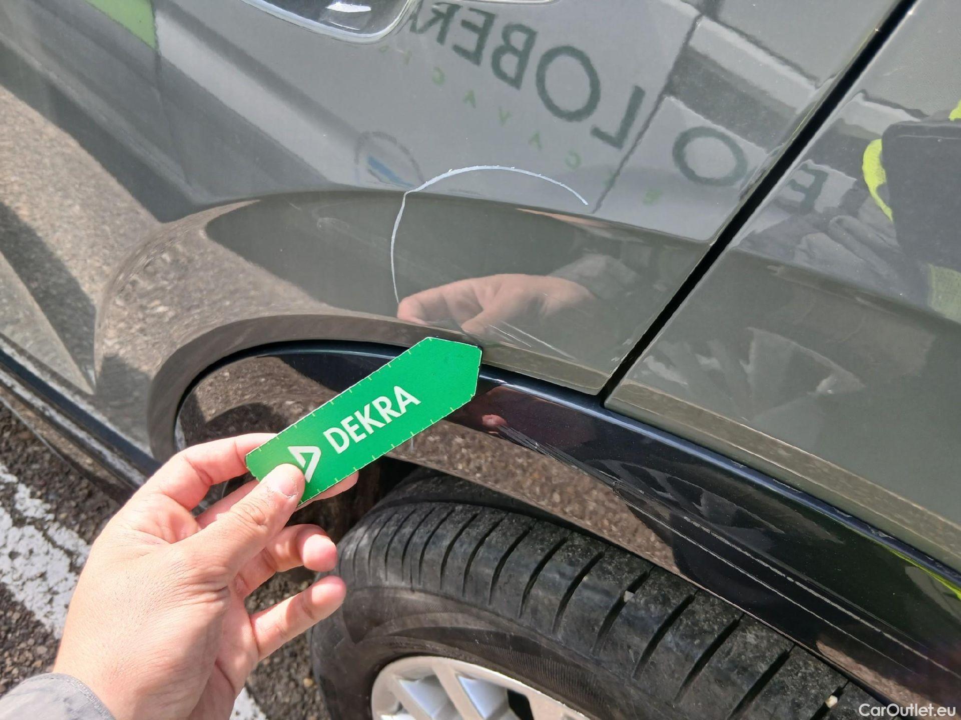  Audi  Q2 AUDI  / 2016 / 5P / todoterreno Design 30 TFSI 85kW (116CV) #10