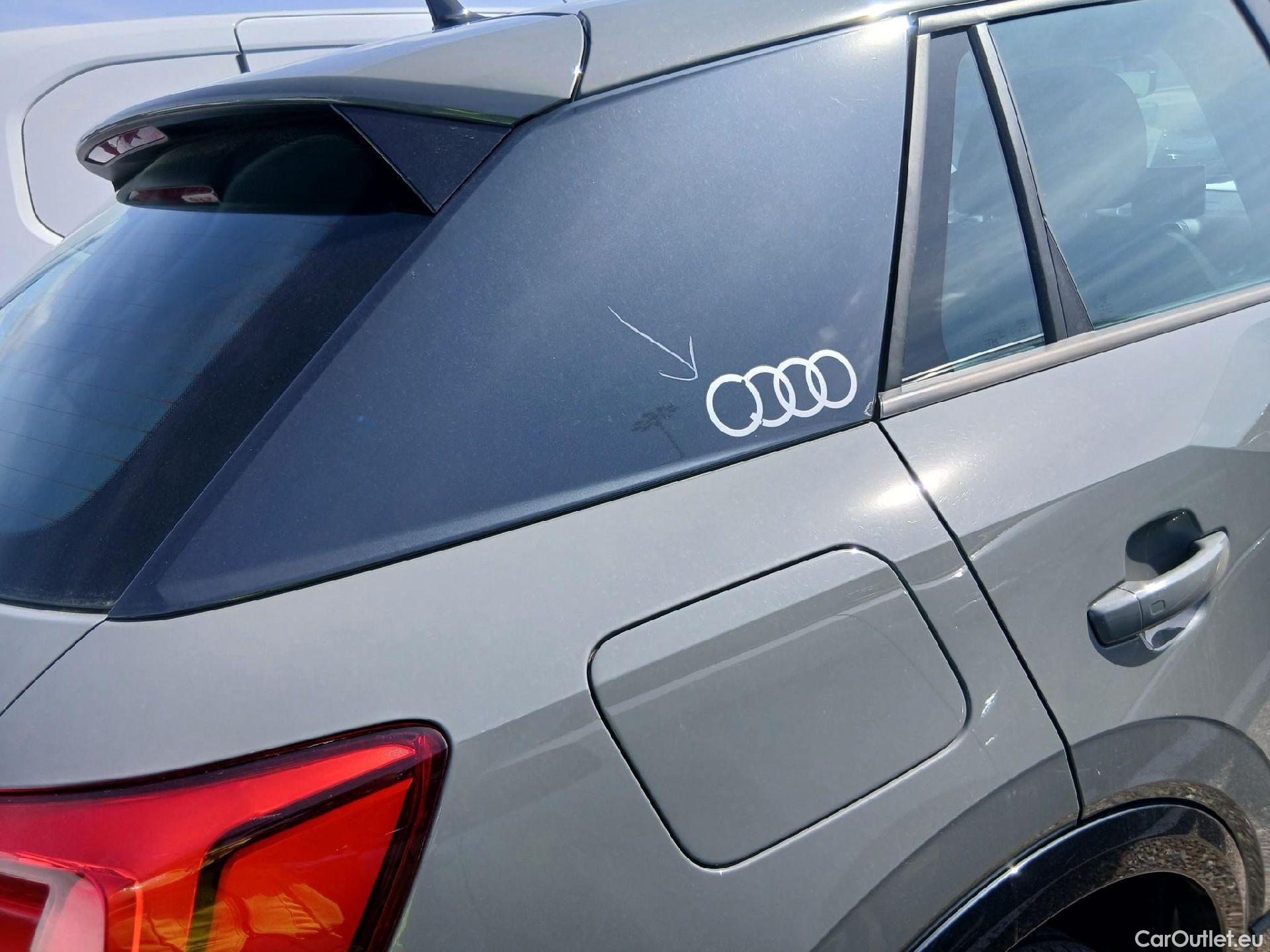  Audi  Q2 AUDI  / 2016 / 5P / todoterreno Design 30 TFSI 85kW (116CV) #17