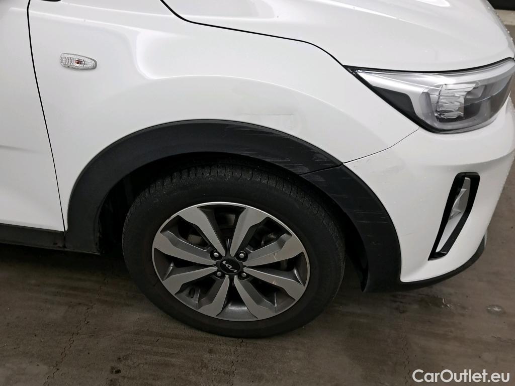  KIA  STONIC KIA  / 2017 / 5P / todoterreno 1.0 T-GDi 74kW (100CV) MHEV iMT Concept #1