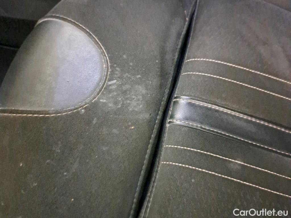  Peugeot  3008 PEUGEOT  / 2020 / 5P / todoterreno 1.5 BlueHDi 96kW S&S GT EAT8 #16