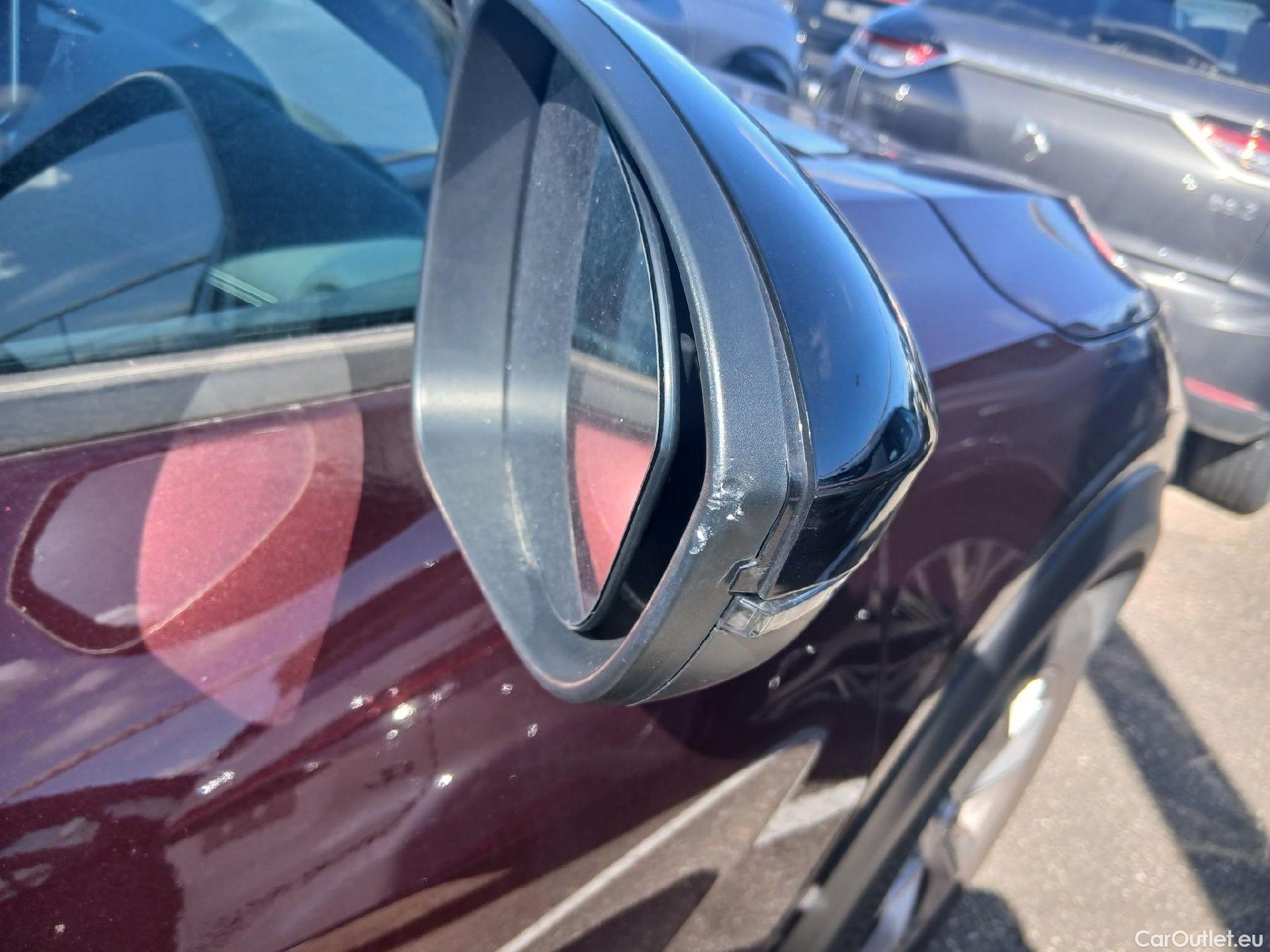  Nissan  Juke NISSAN  / 2019 / 5P / crossover DIG-T 84 kW (114 CV) 6M/T N-Connecta #10