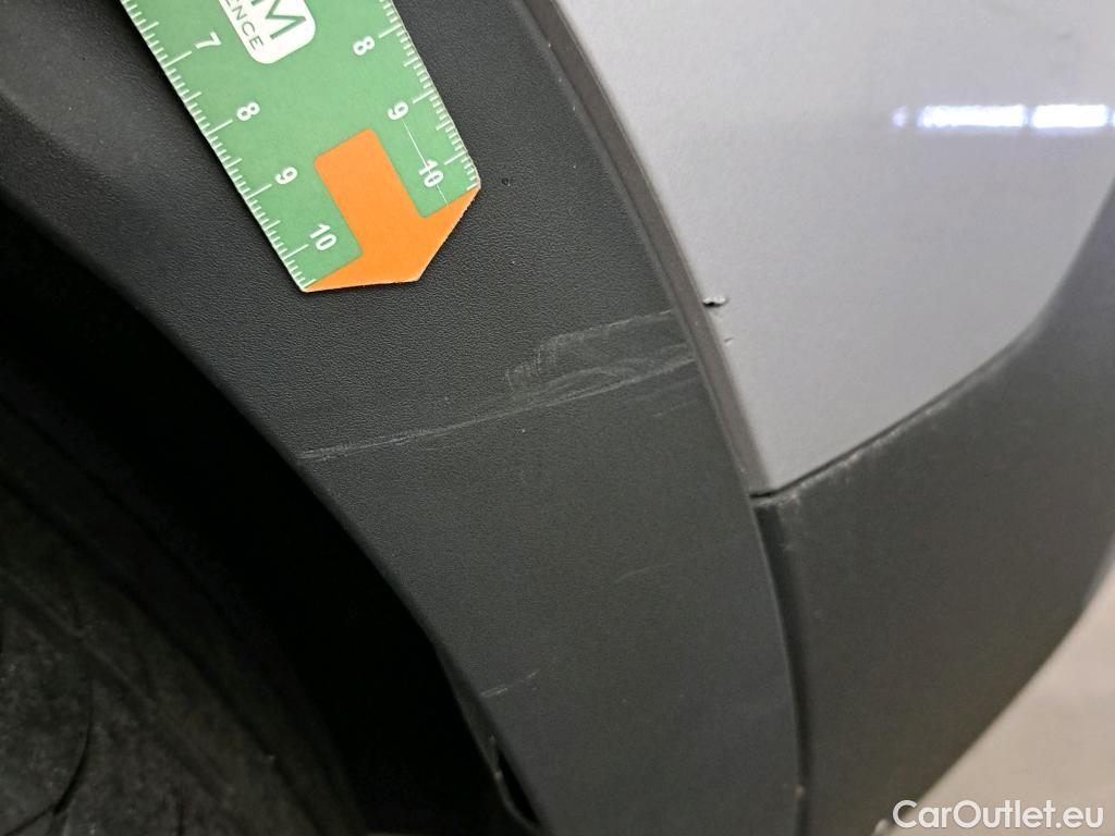  Peugeot  3008 PEUGEOT  / 2020 / 5P / todoterreno 1.5 BlueHDi 96kW S&S GT EAT8 #34