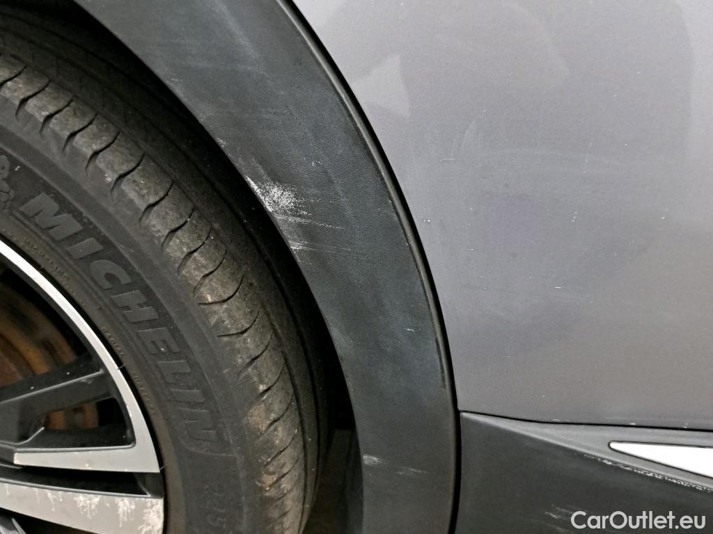  Peugeot  3008 PEUGEOT  / 2020 / 5P / todoterreno 1.5 BlueHDi 96kW S&S GT EAT8 #37