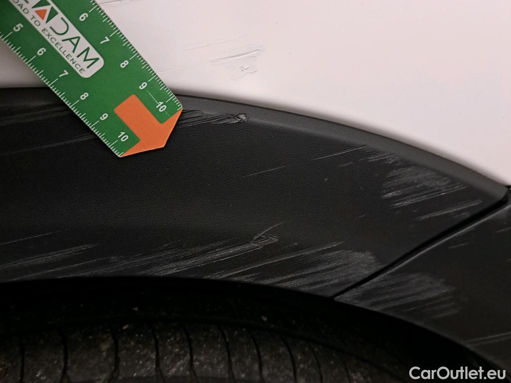  KIA  STONIC KIA  / 2017 / 5P / todoterreno 1.0 T-GDi 74kW (100CV) MHEV iMT Concept #12