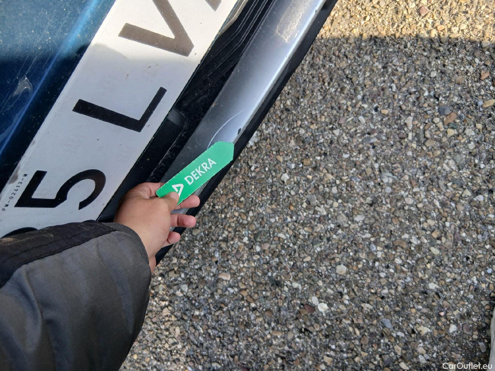  Peugeot  3008 PEUGEOT  / 2020 / 5P / todoterreno 1.5 BlueHDi 96kW (130CV) S&S Allure EAT8 #1