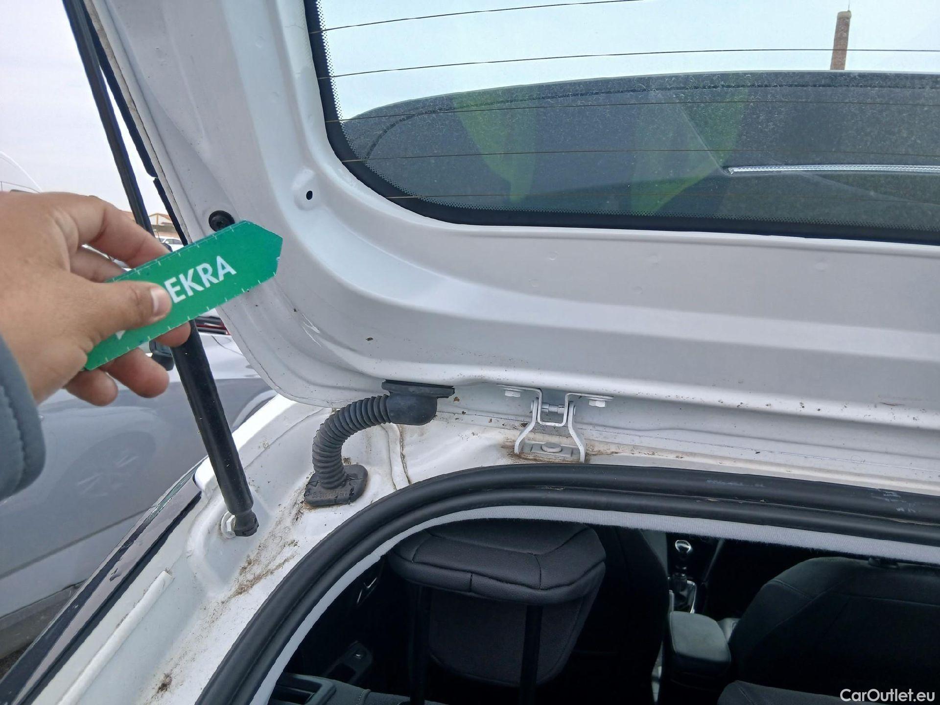  Opel  Corsa OPEL  1.2T XHL 74kW (100CV) Elegance (CX2) #3