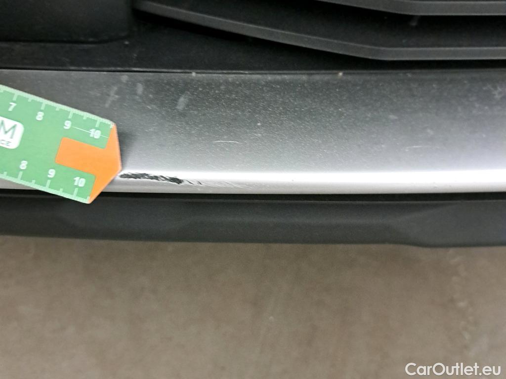  Peugeot  3008 PEUGEOT  / 2020 / 5P / todoterreno 1.5 BlueHDi 96kW S&S GT EAT8 #23