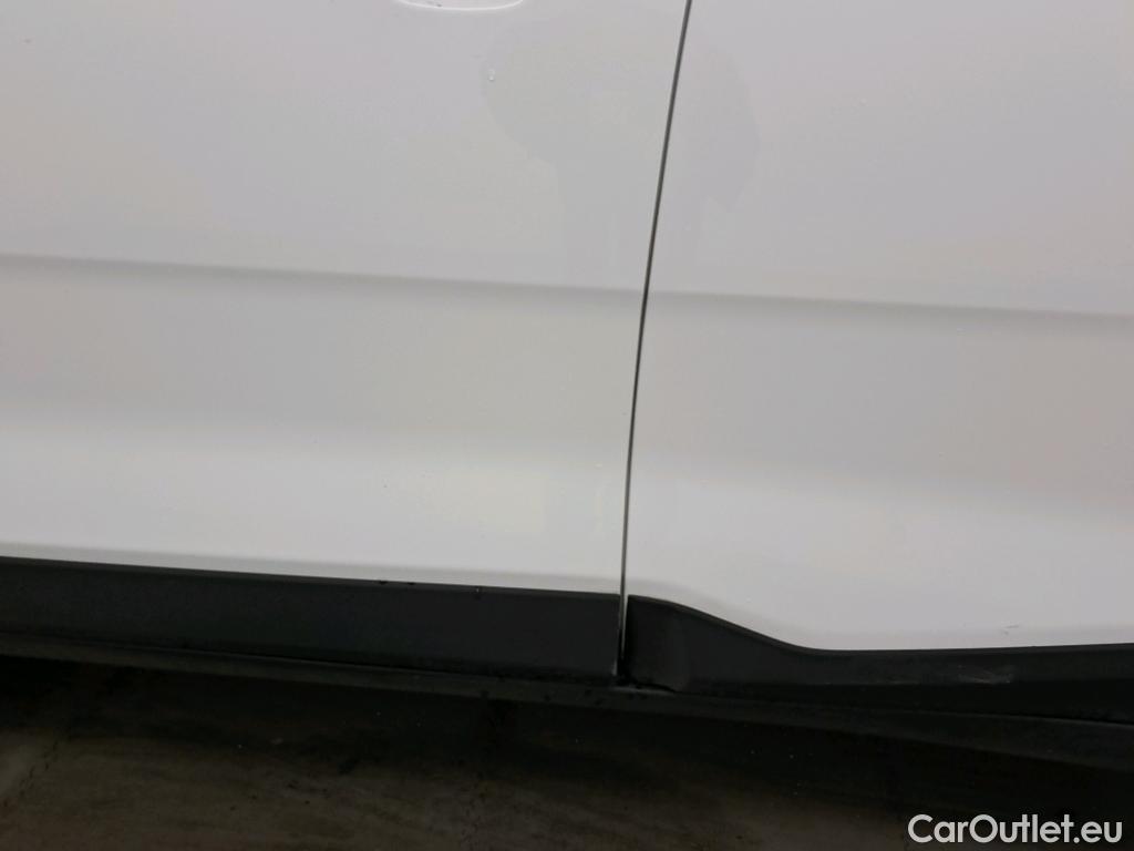  KIA  STONIC KIA  / 2017 / 5P / todoterreno 1.0 T-GDi 74kW (100CV) MHEV iMT Concept #36