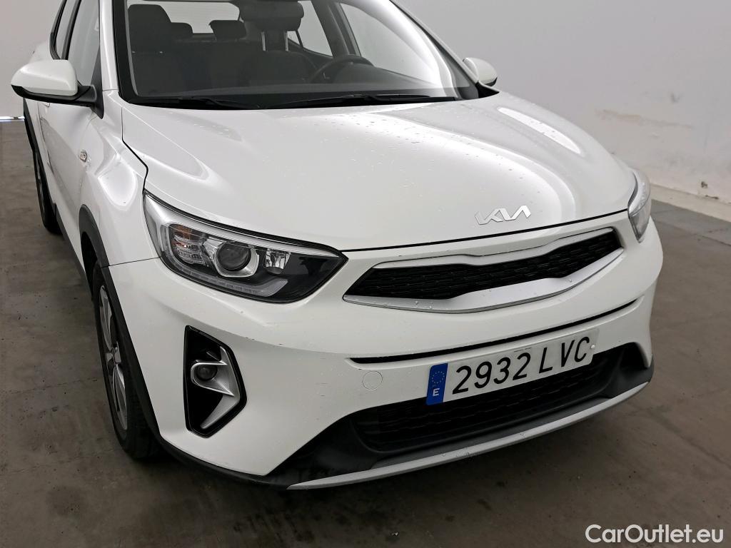  KIA  STONIC KIA  / 2017 / 5P / todoterreno 1.0 T-GDi 74kW (100CV) MHEV iMT Concept #14