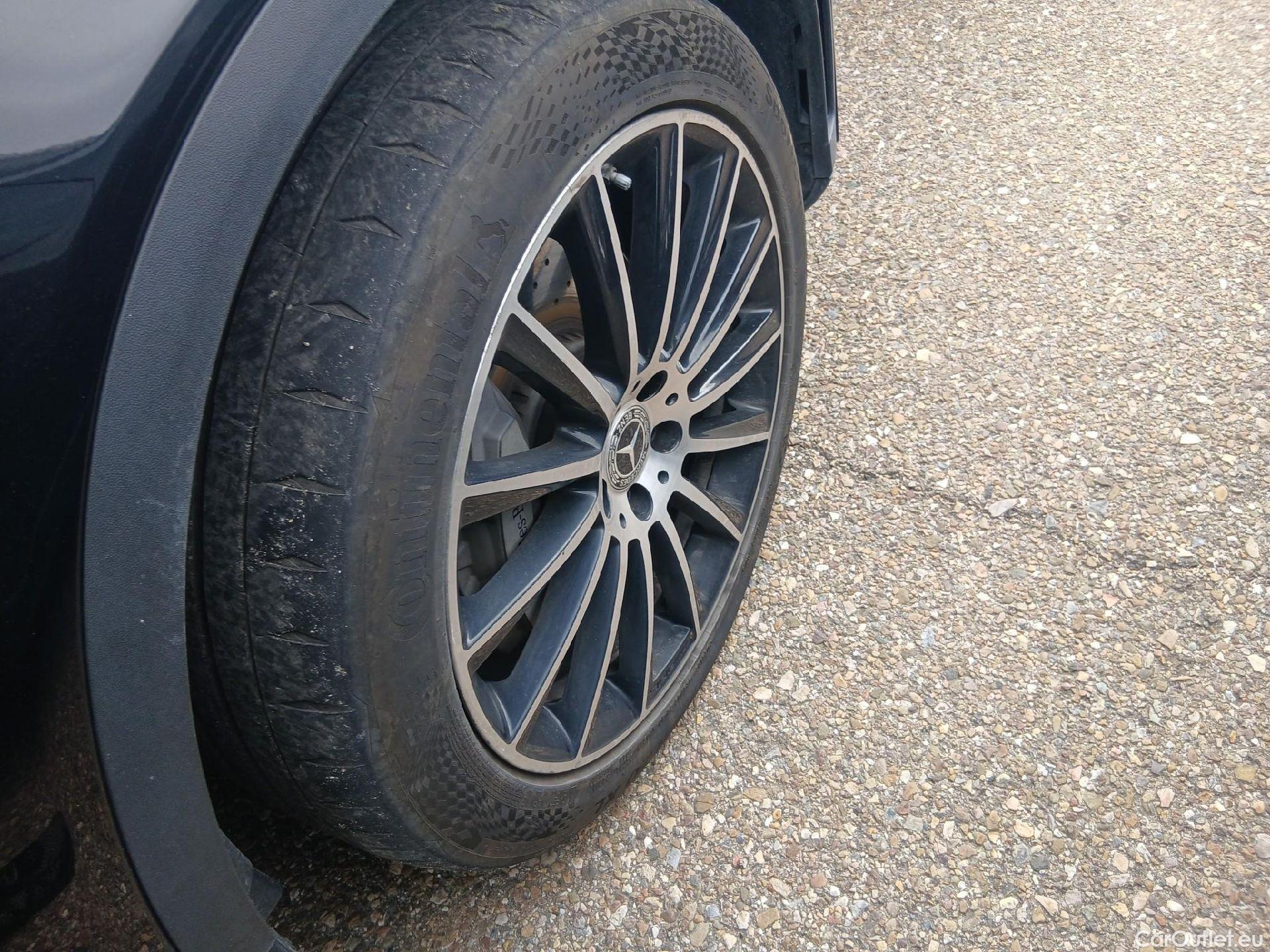  Mercedes  G-Klasee MERCEDES-BENZ GLC Coupé / 2019 / 5P / coupé GLC 300 de 4MATIC #16