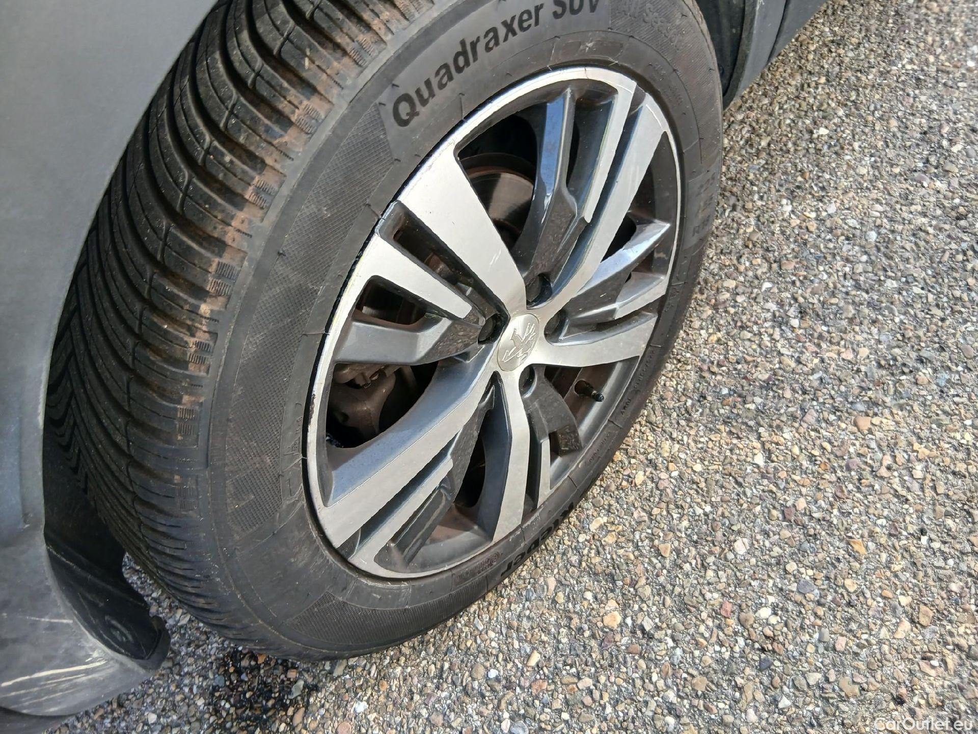  Peugeot  3008 PEUGEOT  / 2020 / 5P / todoterreno 1.5 BlueHDi 96kW (130CV) S&S Allure EAT8 #21