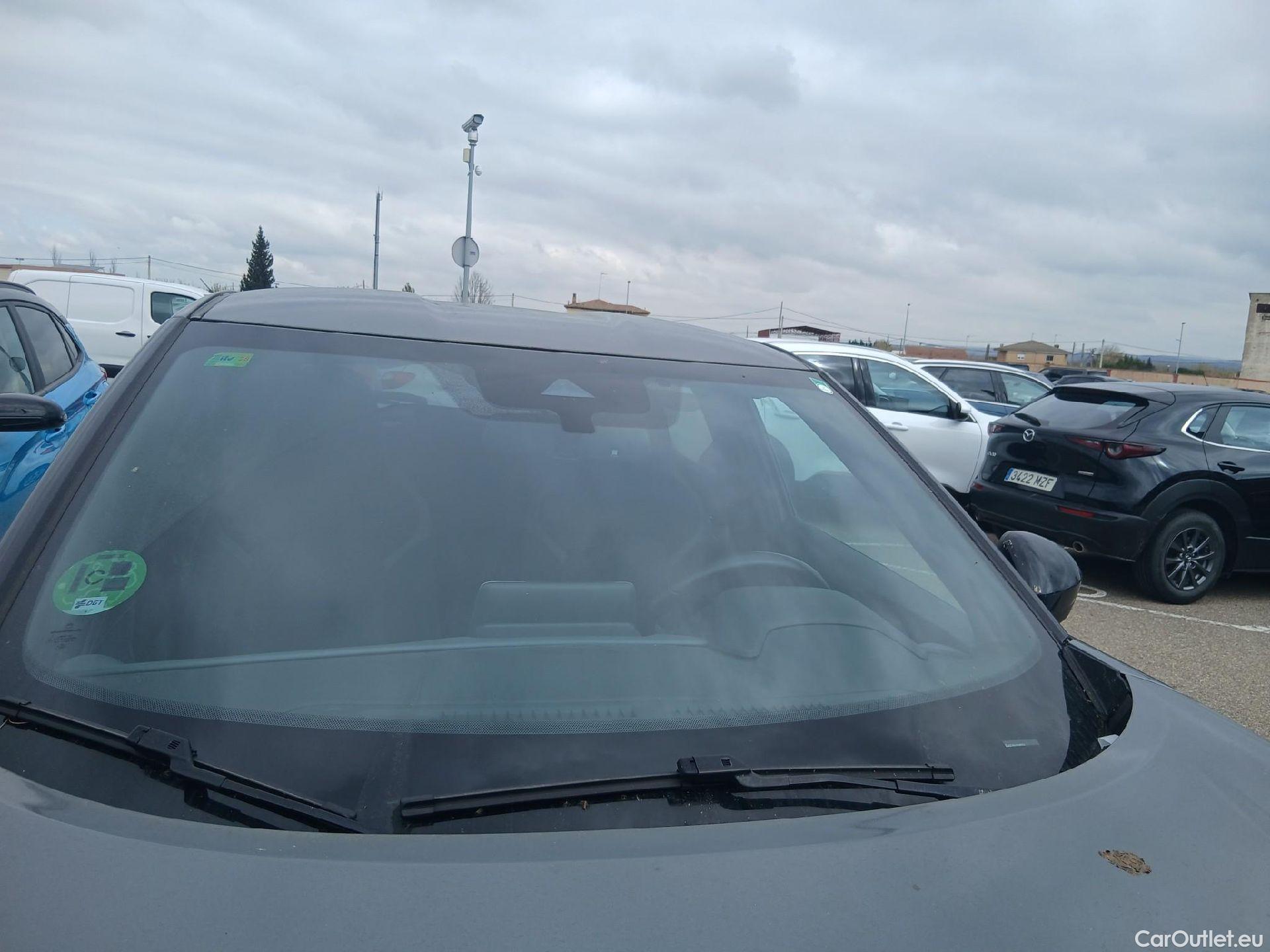  Nissan  Juke NISSAN  / 2019 / 5P / crossover DIG-T 84 kW (114 CV) DCT 7 V N-Connecta (AC2) #7