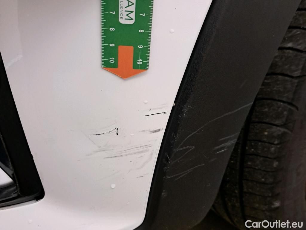  KIA  STONIC KIA  / 2017 / 5P / todoterreno 1.0 T-GDi 74kW (100CV) MHEV iMT Concept #16