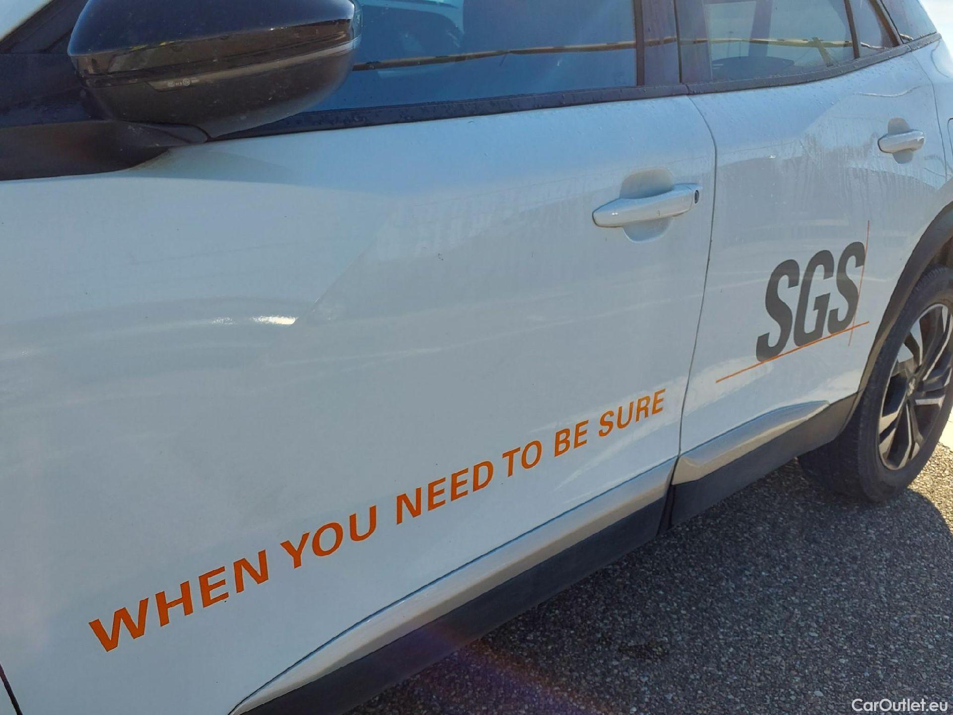  Peugeot  2008 PEUGEOT  / 2019 / 5P / todoterreno Allure BlueHDI 81kW (110CV) #3