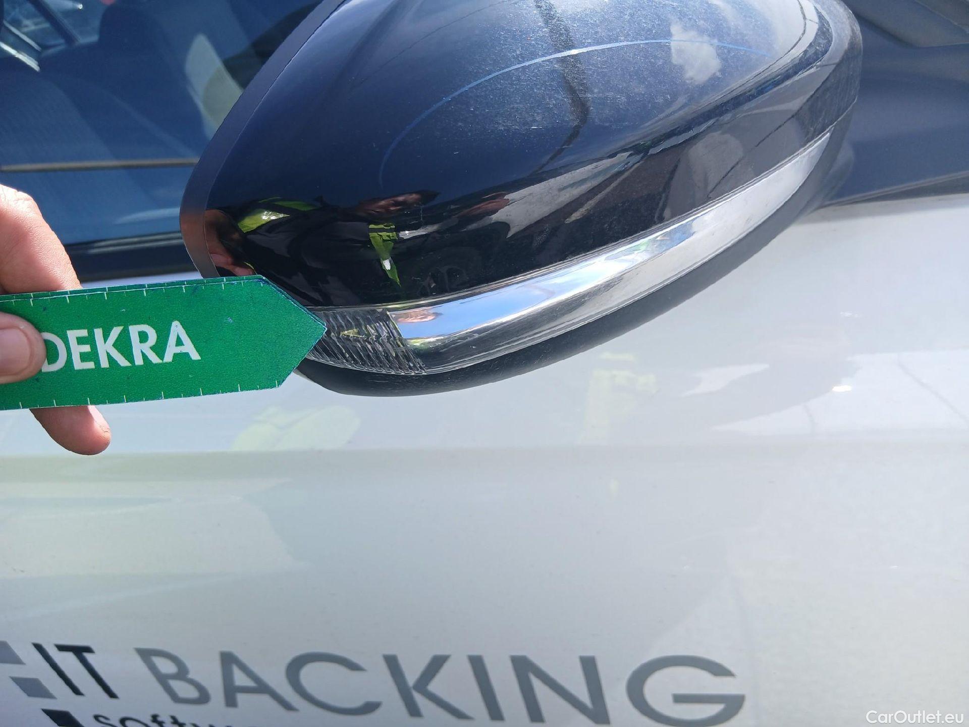  Opel  Corsa OPEL  / 2019 / 5P / berlina con portón 1.2 XEL 55kW (75CV) Edition #31