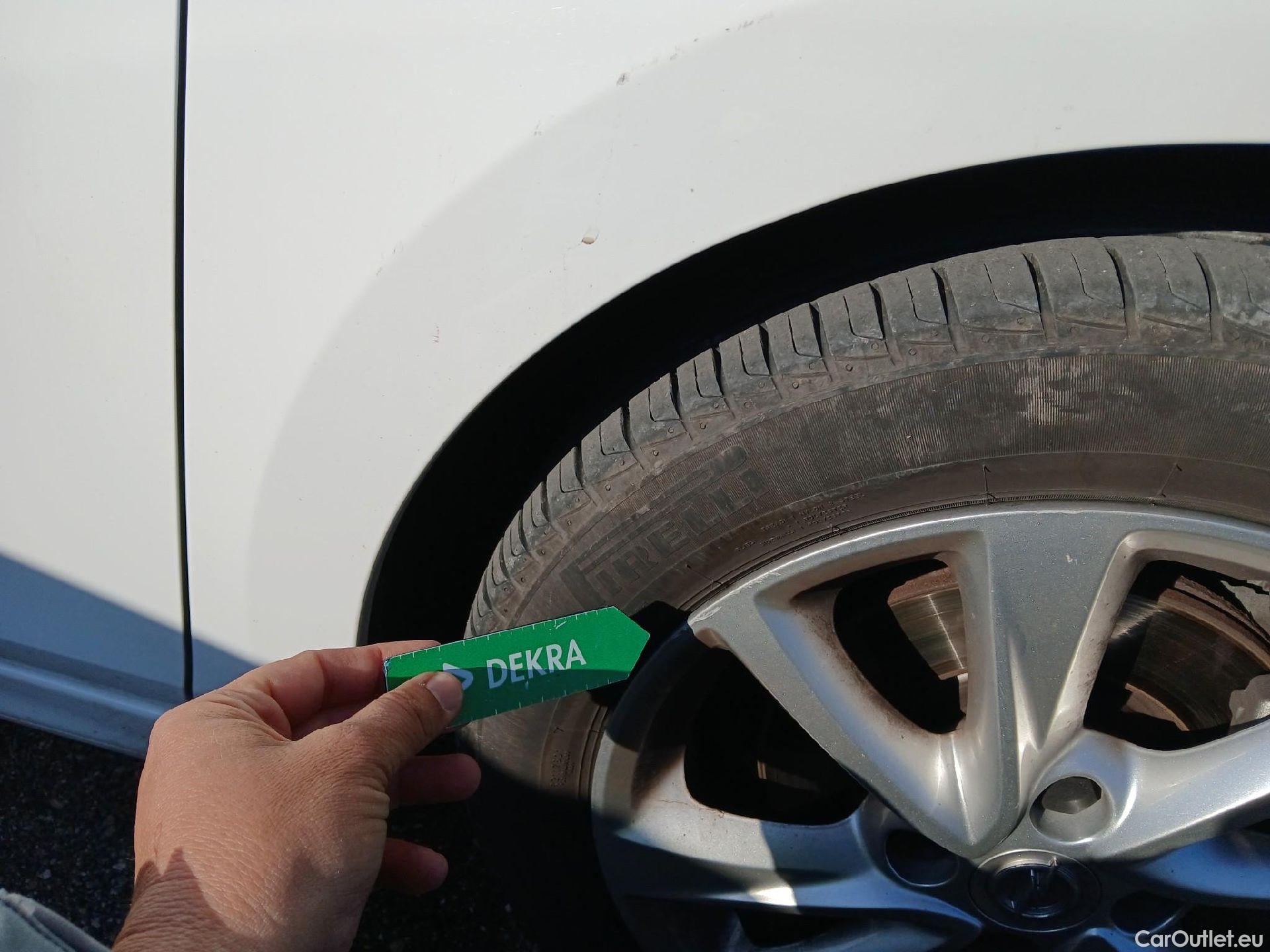  Opel  Corsa OPEL  1.2T XHL 74kW (100CV) Elegance #16