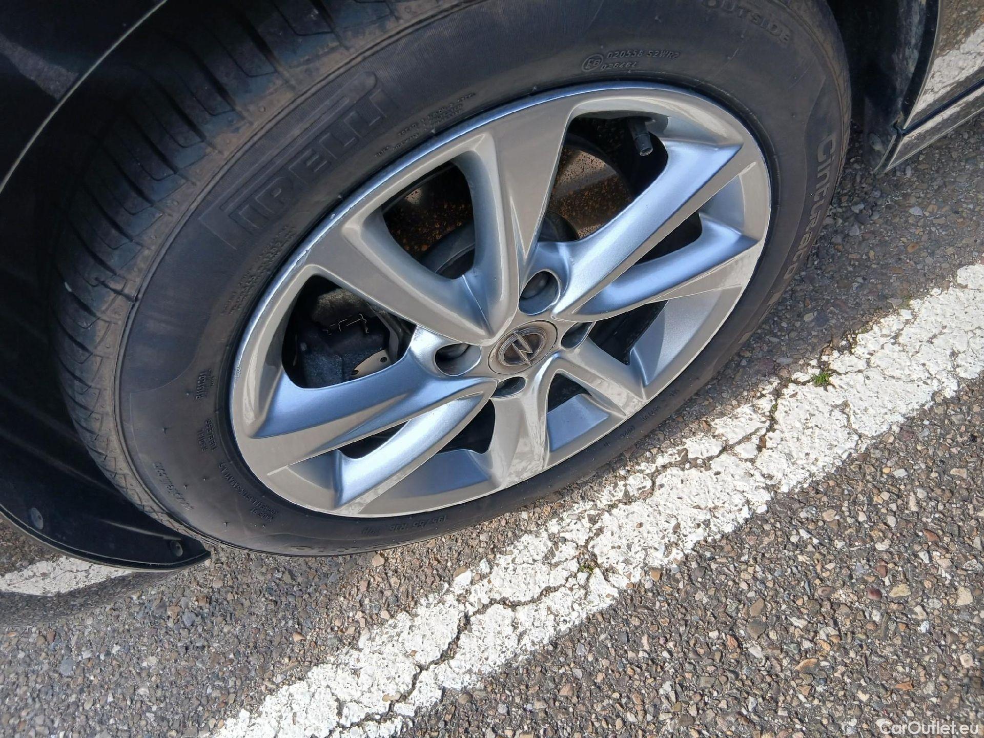  Opel  Corsa OPEL  / 2019 / 5P / berlina con portón 1.2T XHL 74kW (100CV) Elegance Auto #10