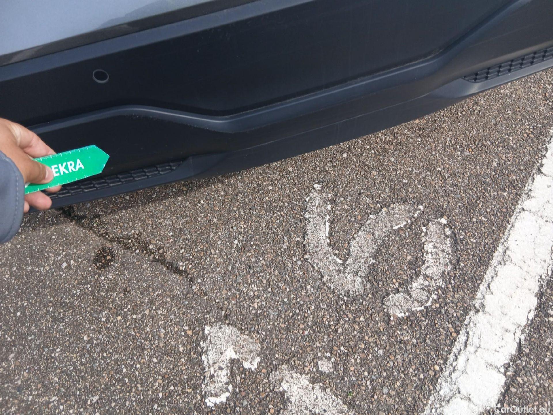  Nissan  Qashqai NISSAN  / 2021 / 5P / todoterreno DIG-T 116kW (158CV) mHEV Xtronic Acenta (AC) #12