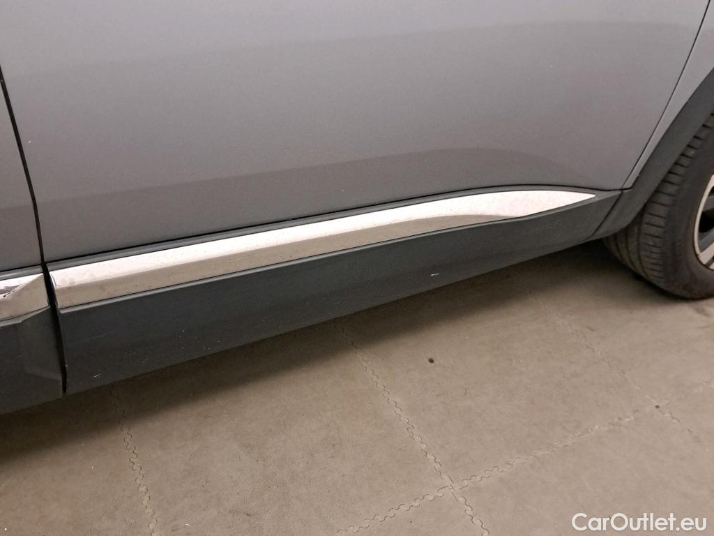  Peugeot  3008 PEUGEOT  / 2020 / 5P / todoterreno 1.5 BlueHDi 96kW S&S GT EAT8 #24