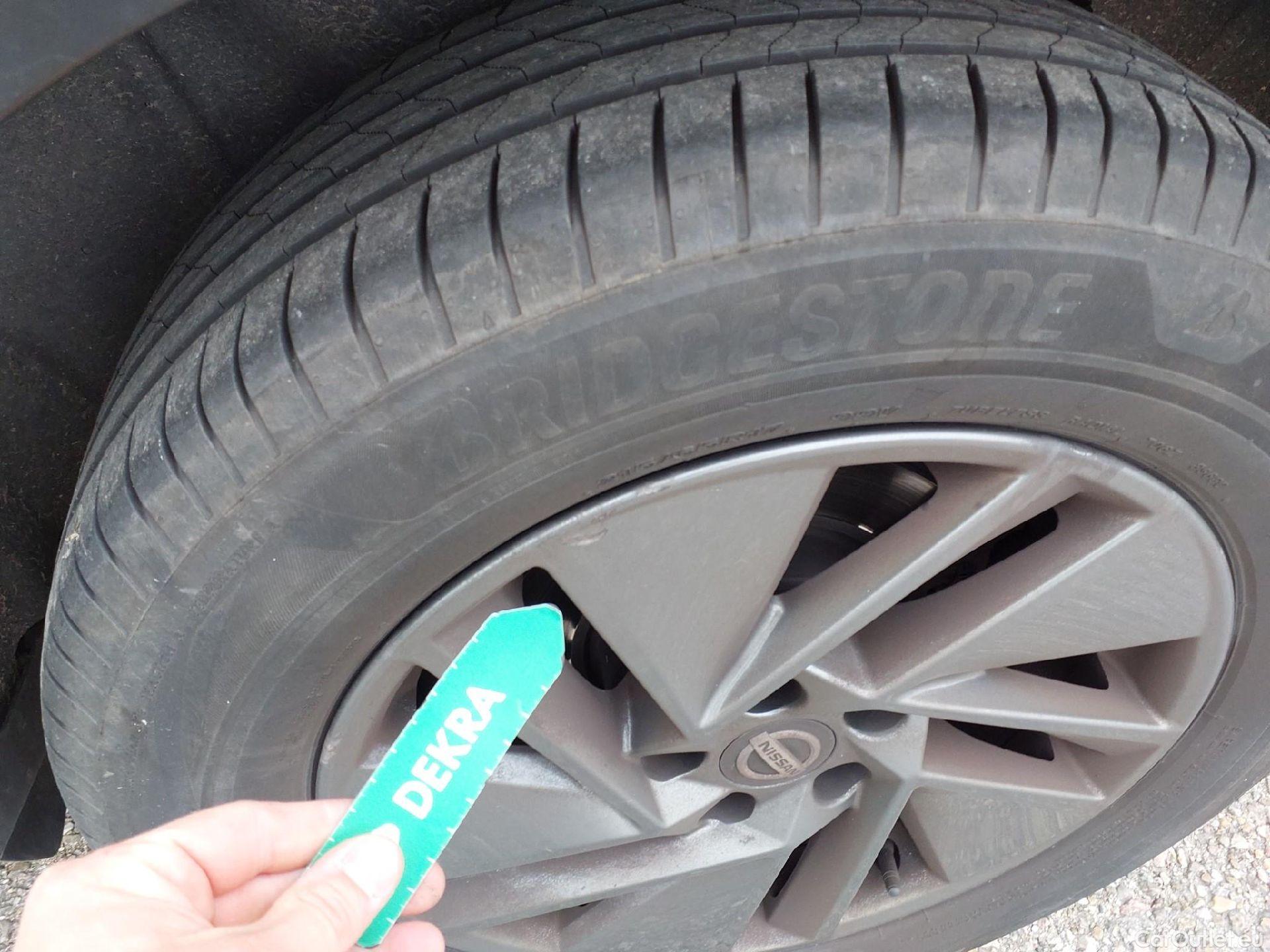  Nissan  Qashqai NISSAN  / 2021 / 5P / todoterreno DIG-T 116kW (158CV) mHEV Xtronic Acenta (AC2) #9