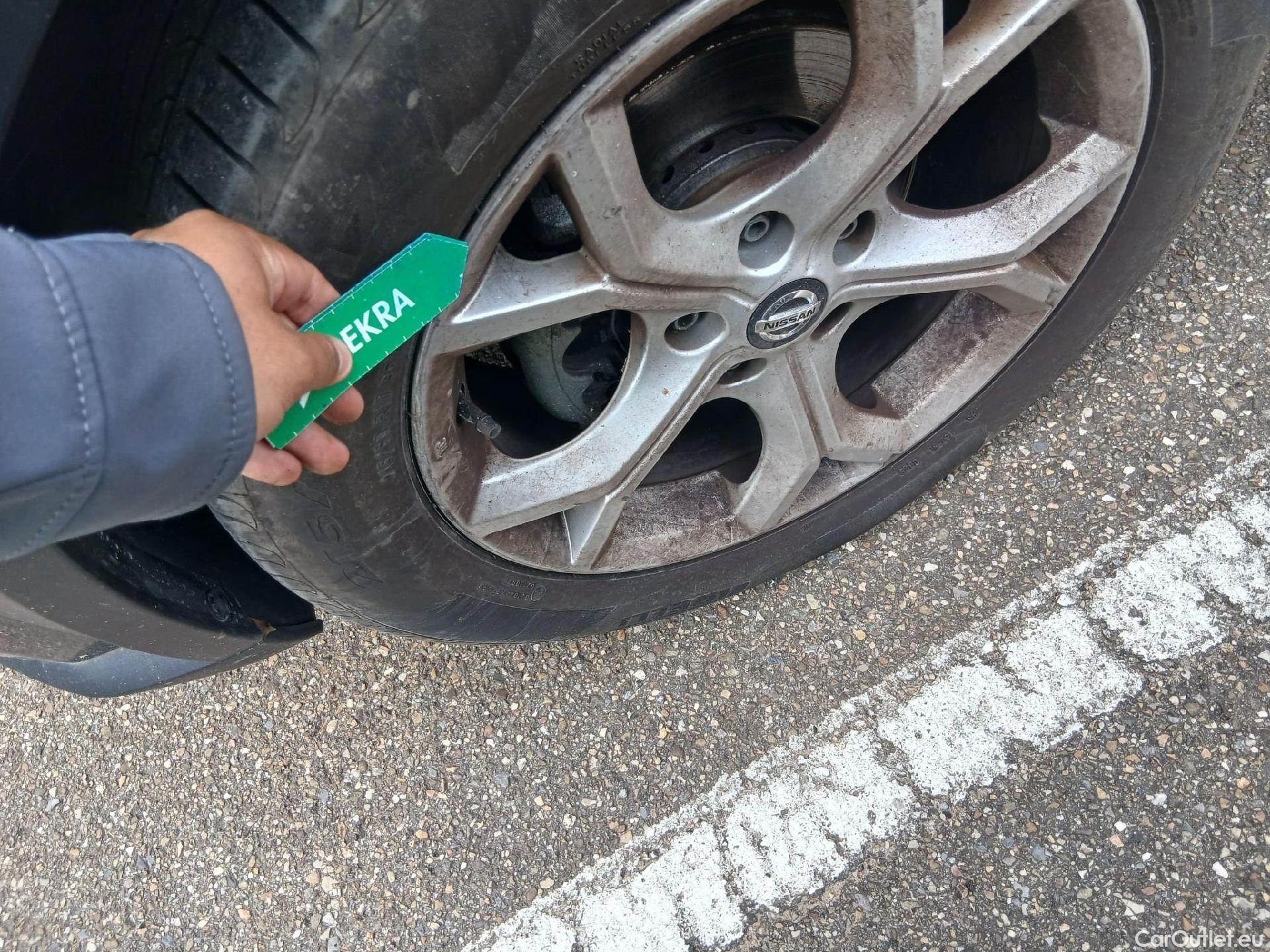  Nissan  Juke NISSAN  / 2019 / 5P / crossover DIG-T 84 kW (114 CV) DCT 7 V N-Connecta (AC2) #9