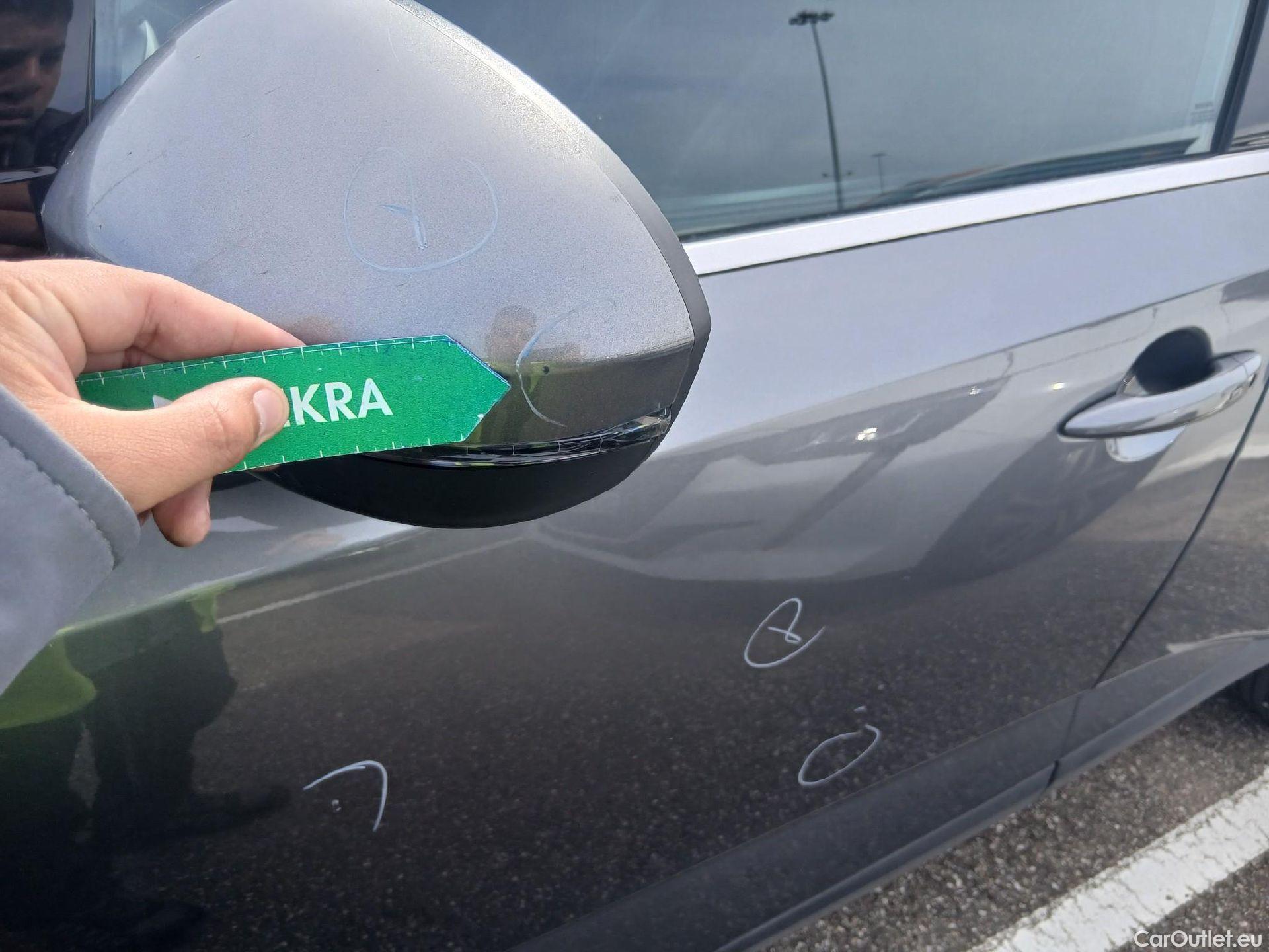  Nissan  Qashqai NISSAN  / 2021 / 5P / todoterreno DIG-T 116kW (158CV) mHEV Xtronic Acenta (AC) #7