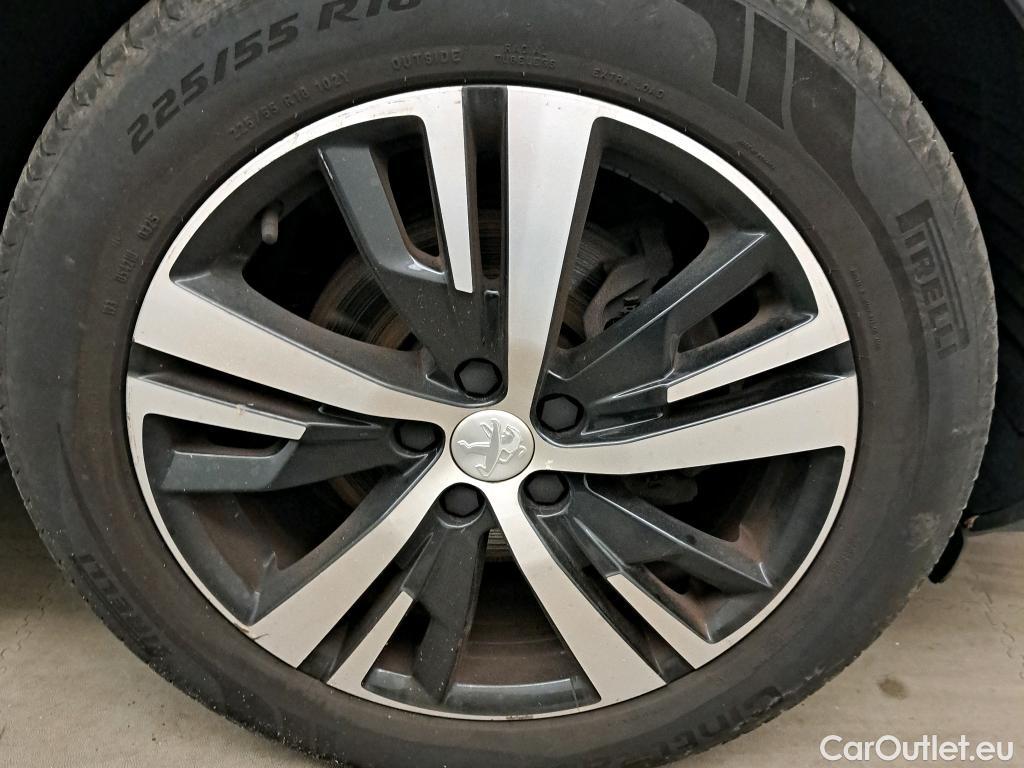  Peugeot  3008 PEUGEOT  / 2020 / 5P / todoterreno 1.5 BlueHDi 96kW S&S GT EAT8 #9
