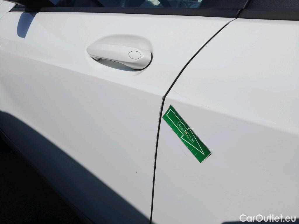  Bmw  Serie 1 BMW  / 2019 / 5P / berlina con portón 116d #18