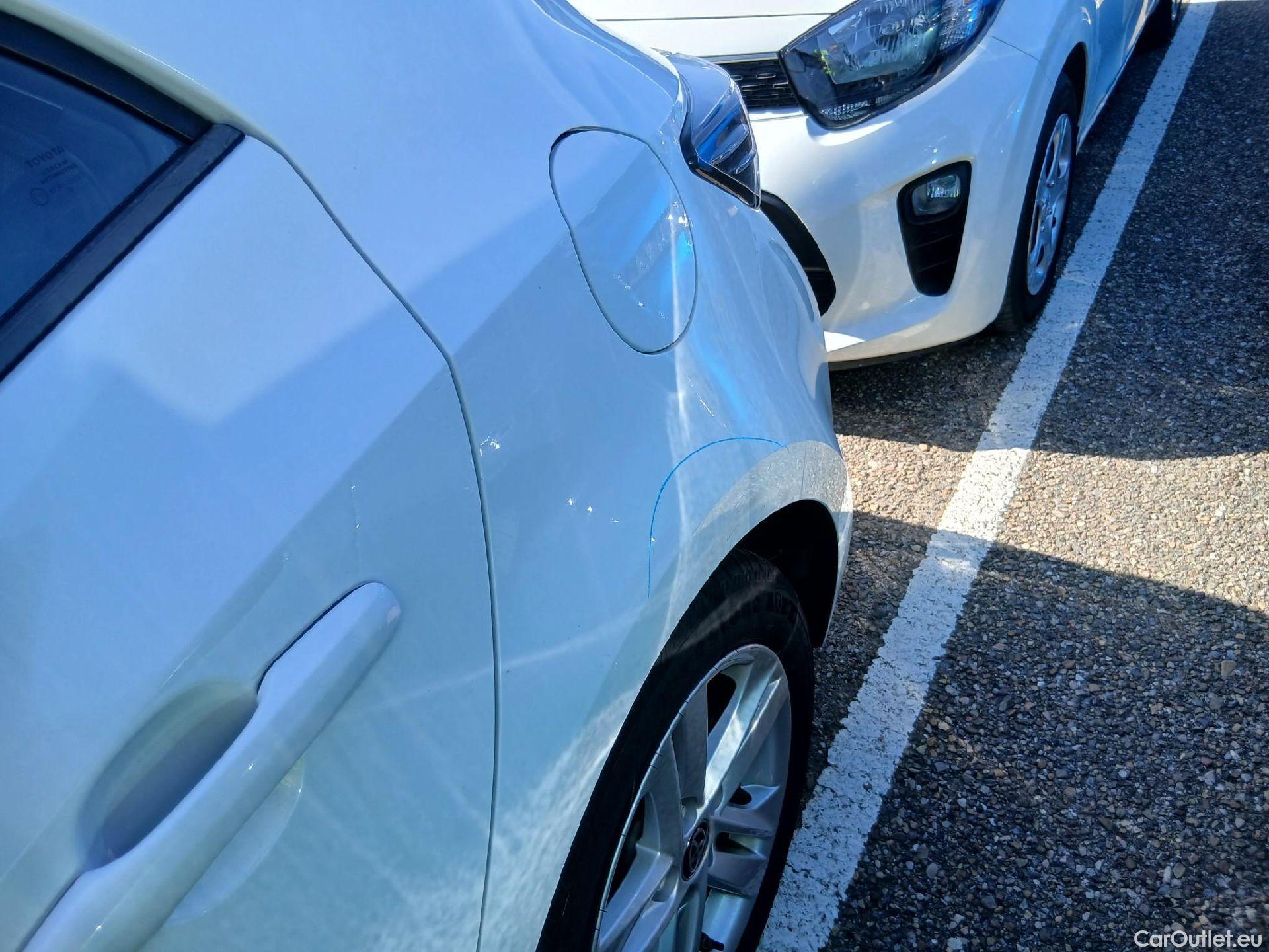  Toyota  Corolla TOYOTA  1.8 125H ACTIVE TECH E-CVT #5