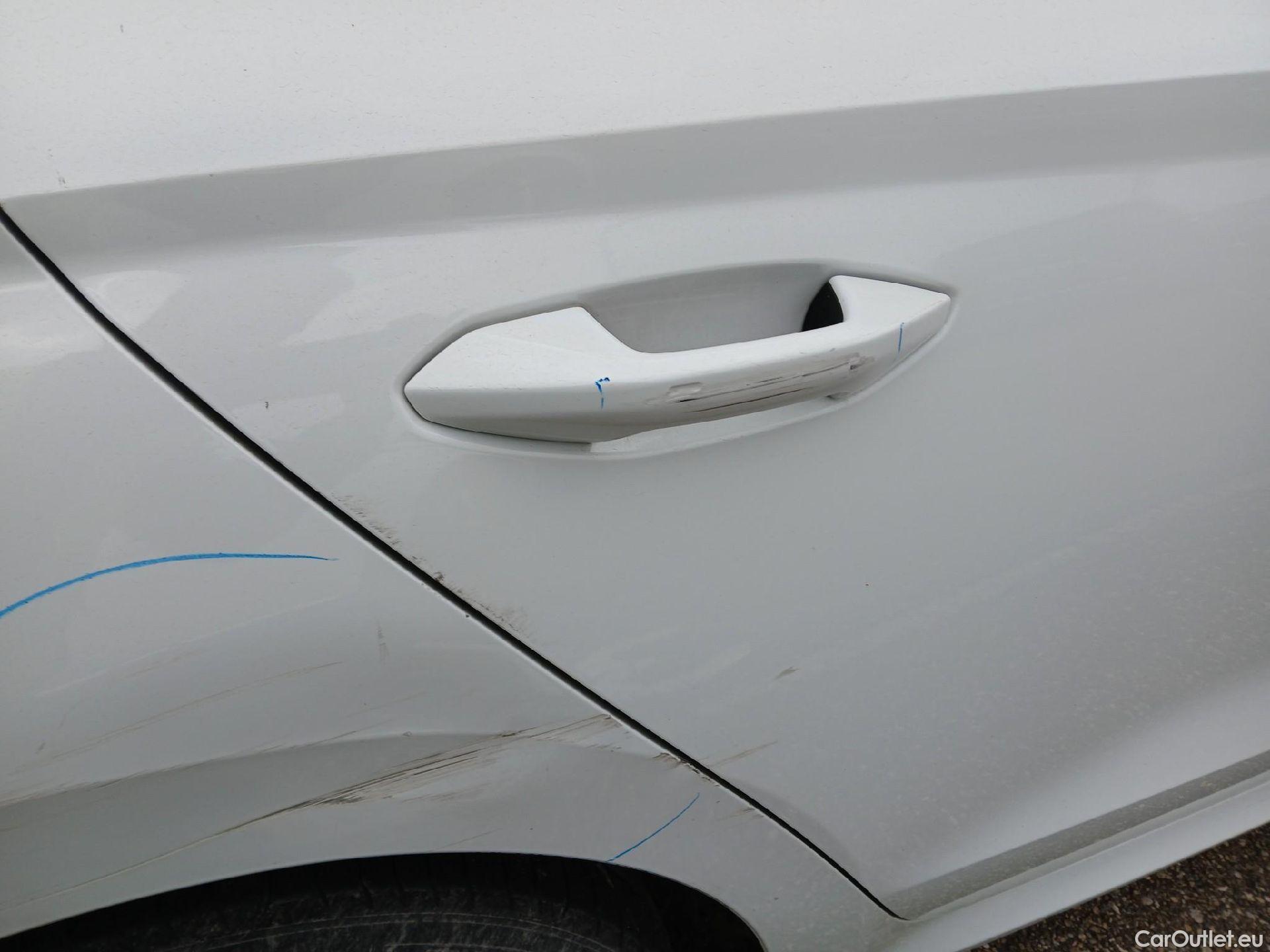  Skoda  Octavia SKODA  / 2020 / 5P / familiar Combi 2.0 TDI 110kW(150CV) DSG Ambition #25