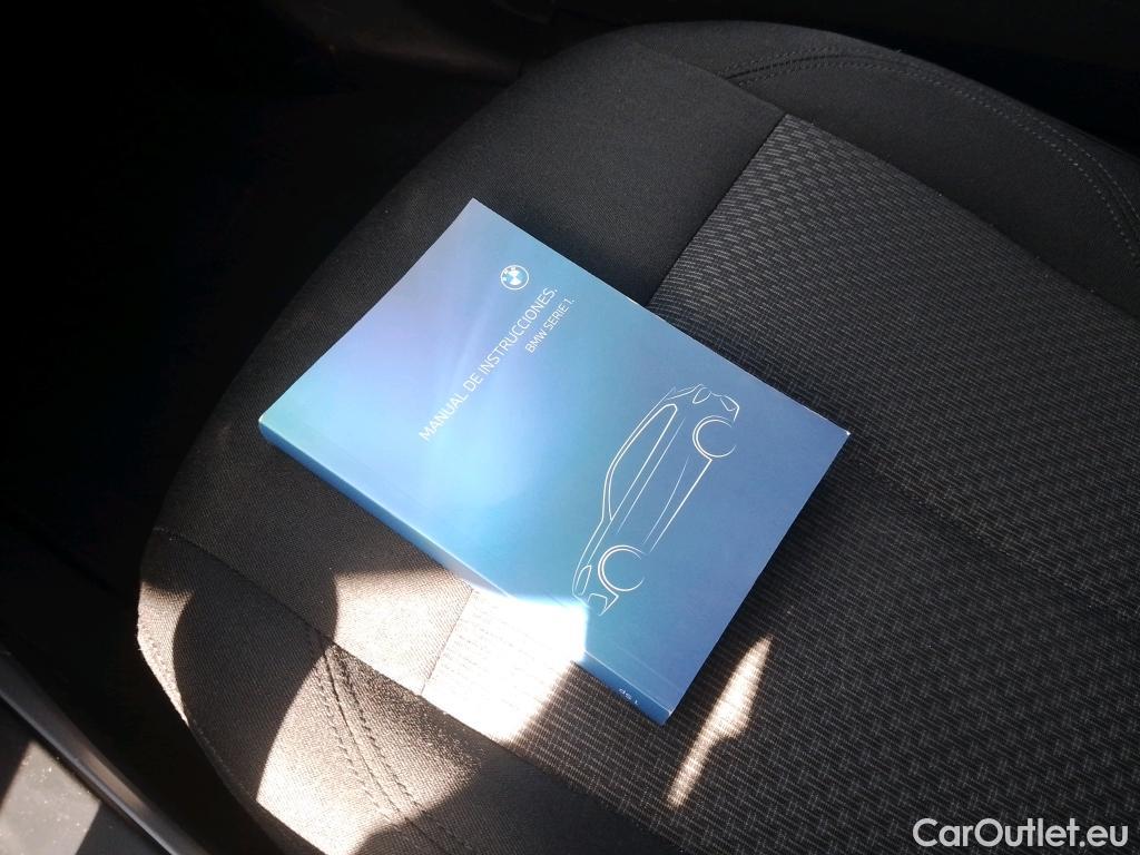  Bmw  Serie 1 BMW  / 2019 / 5P / berlina con portón 116d #9