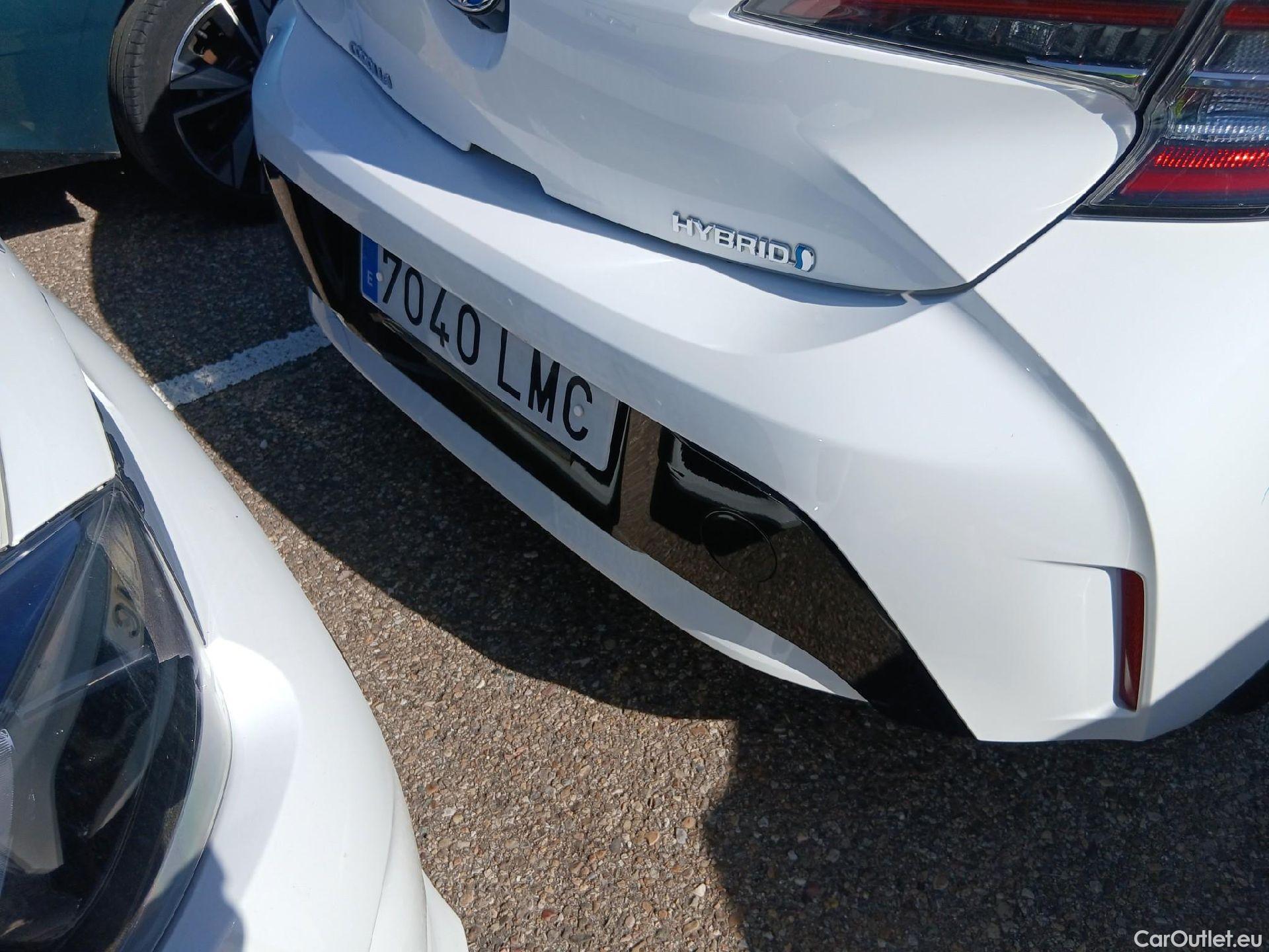  Toyota  Corolla TOYOTA  1.8 125H ACTIVE TECH E-CVT #18