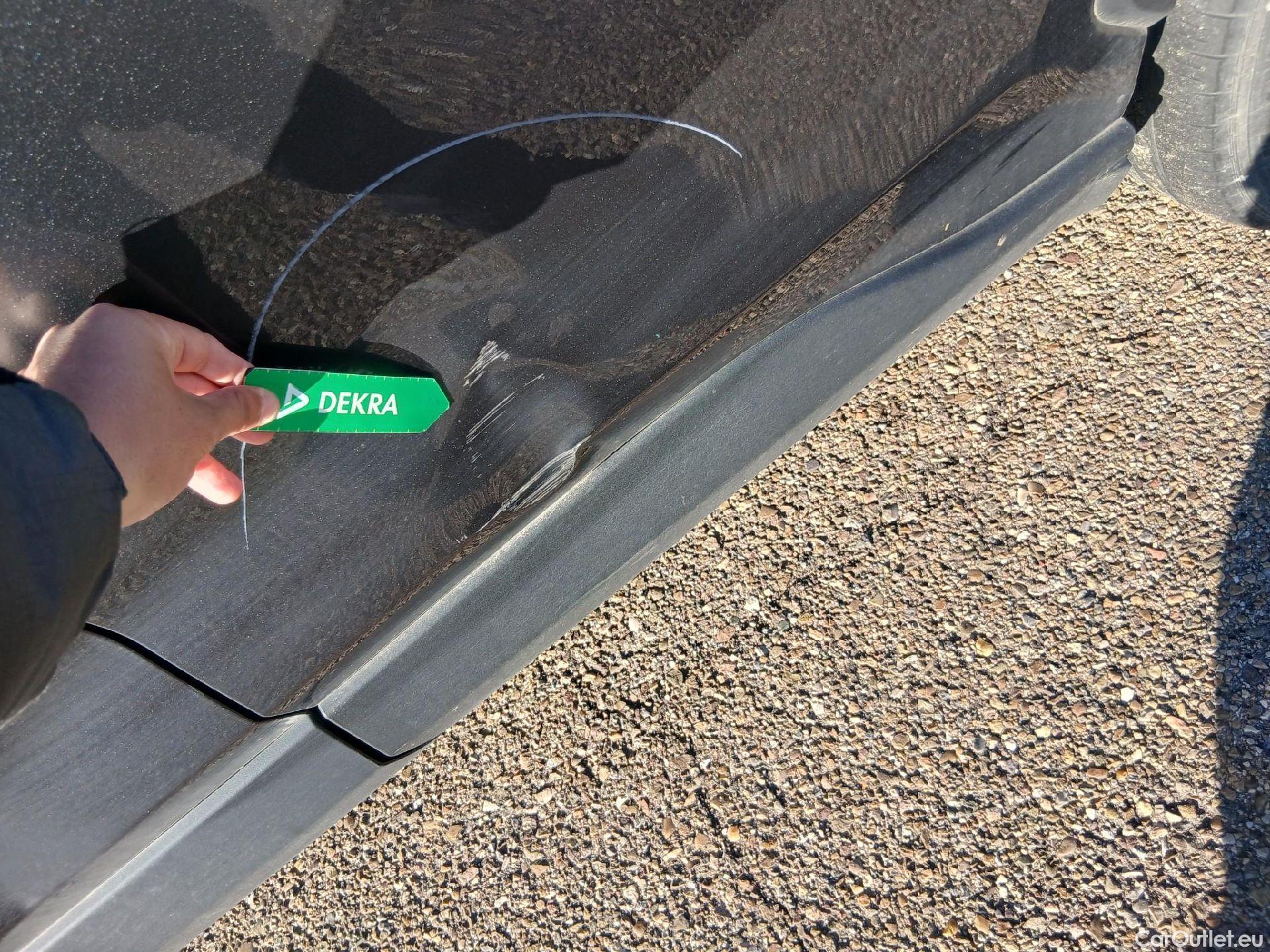  Toyota  RAV4 TOYOTA  / 2018 / 5P / todoterreno 2.5l 220H Advance #11