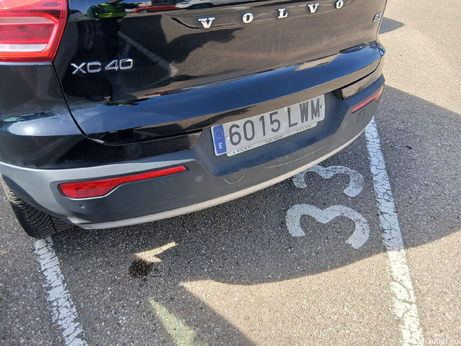  Volvo  XC 40 VOLVO XC40 / 2017 / 5P / todoterreno 2.0 B3 G Momentum Pro Auto #17