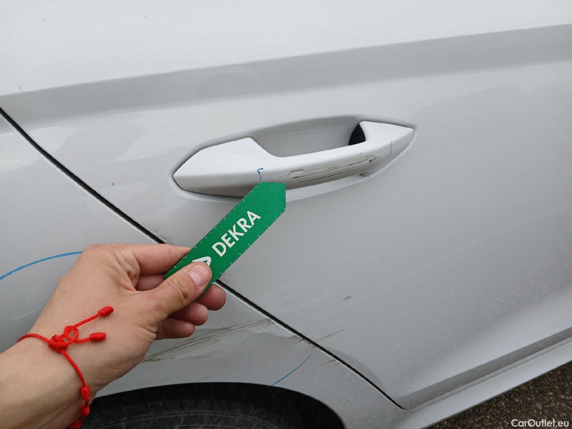  Skoda  Octavia SKODA  / 2020 / 5P / familiar Combi 2.0 TDI 110kW(150CV) DSG Ambition #24