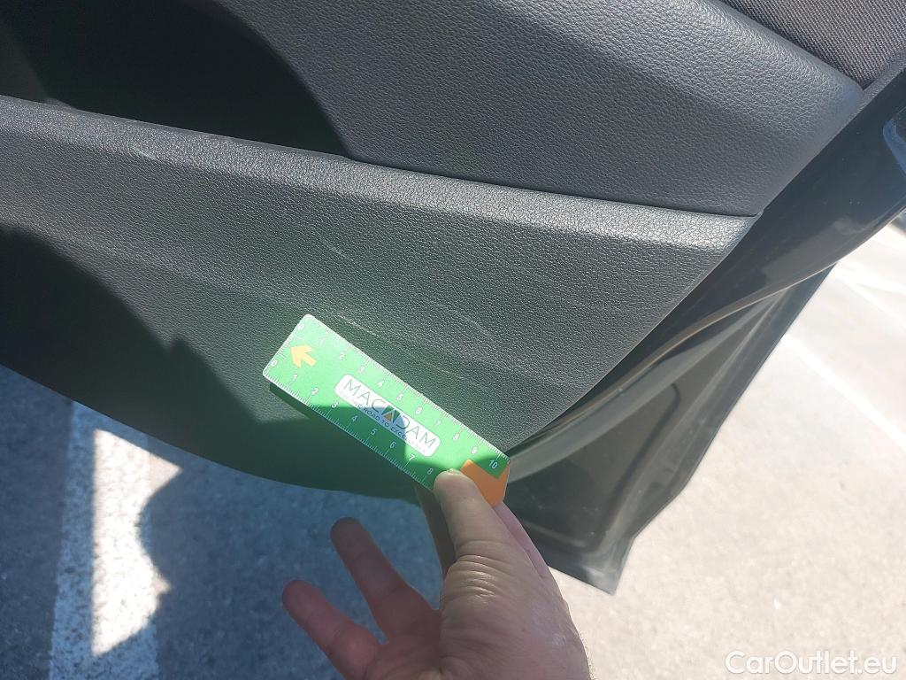  Audi  A5 Sportback AUDI A5 / 2019 / 5P / berlina con portón Advanced 35 TFSI S tronic Sportback #17